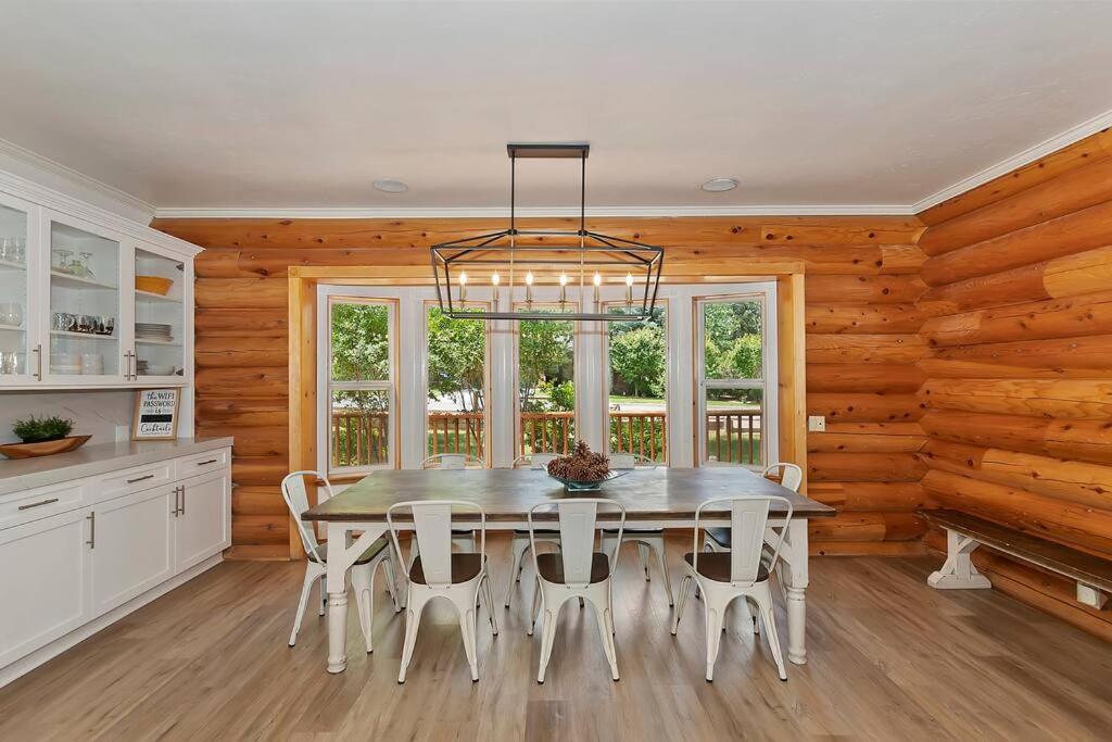 Timber Lodge HUGE Log Cabin w HotTub Game Room view 3