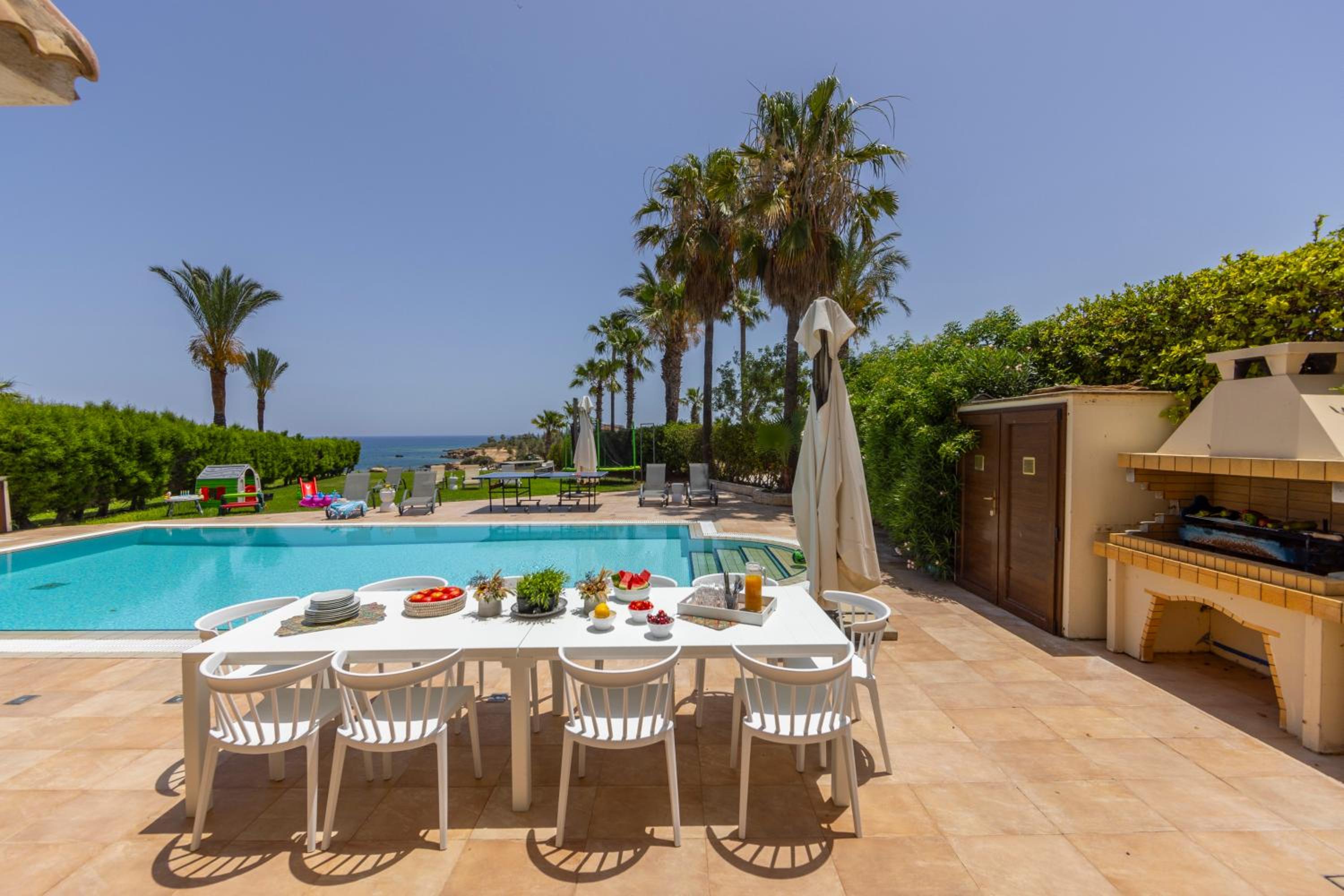 SunnyVillas: 4BR SeaFront Villa*Private Pool*BW44