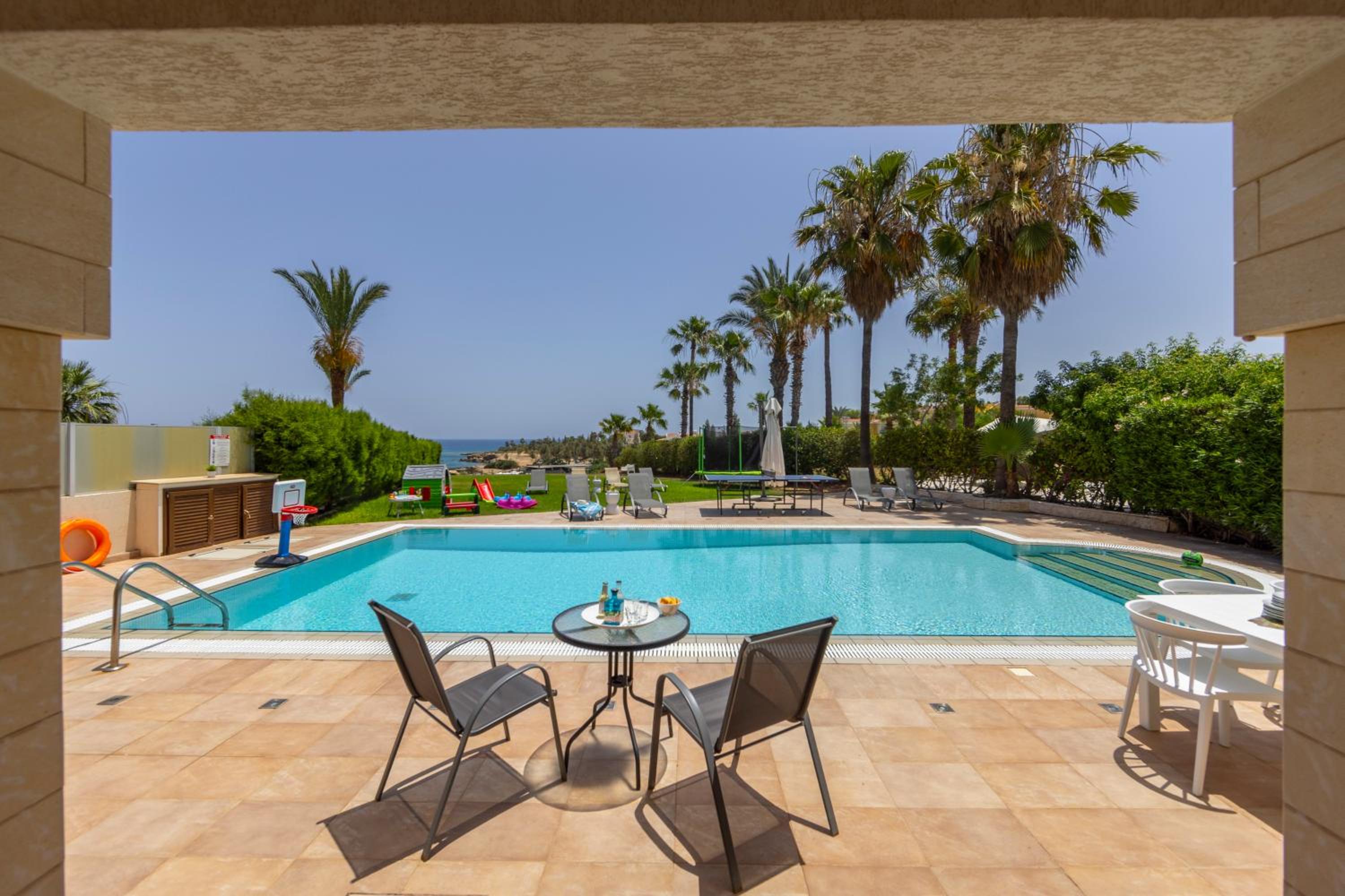 SunnyVillas: 4BR SeaFront Villa*Private Pool*BW44