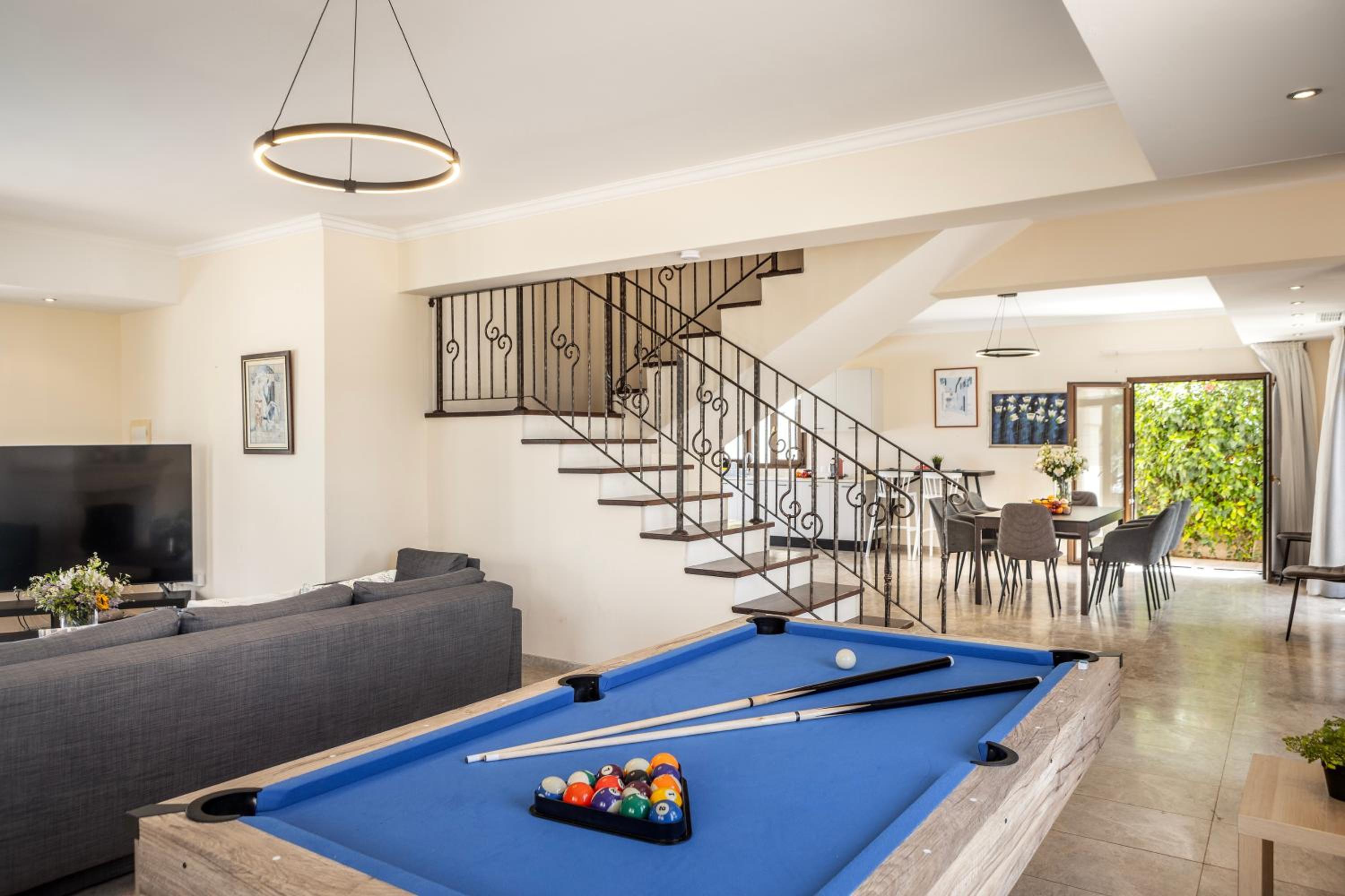 SunnyVillas: 4BR SeaFront Villa*Private Pool*BW44