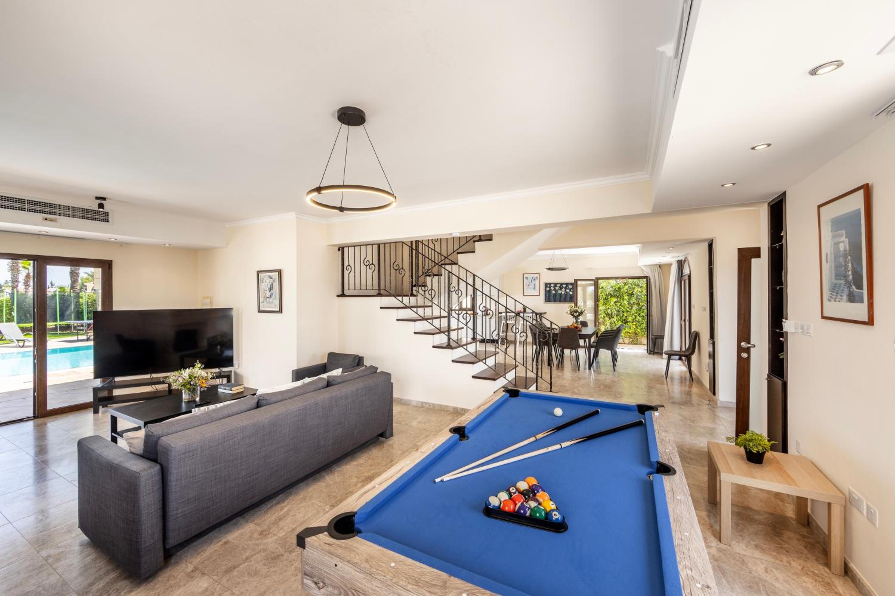 SunnyVillas: 4BR SeaFront Villa*Private Pool*BW44