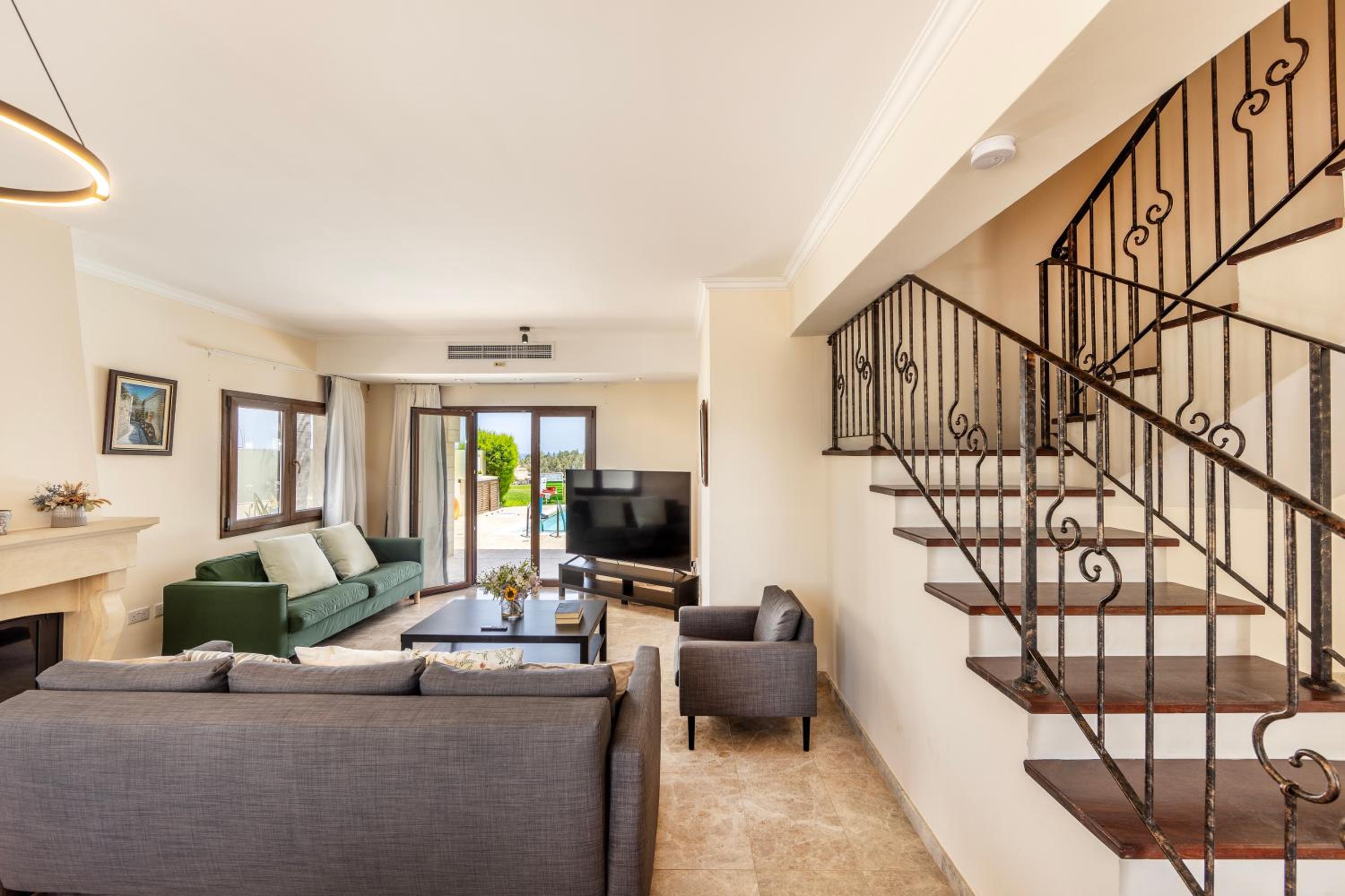 SunnyVillas: 4BR SeaFront Villa*Private Pool*BW44