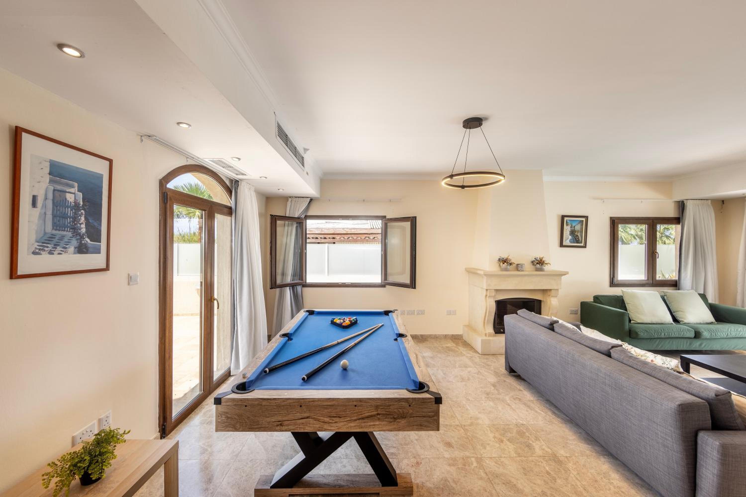 SunnyVillas: 4BR SeaFront Villa*Private Pool*BW44