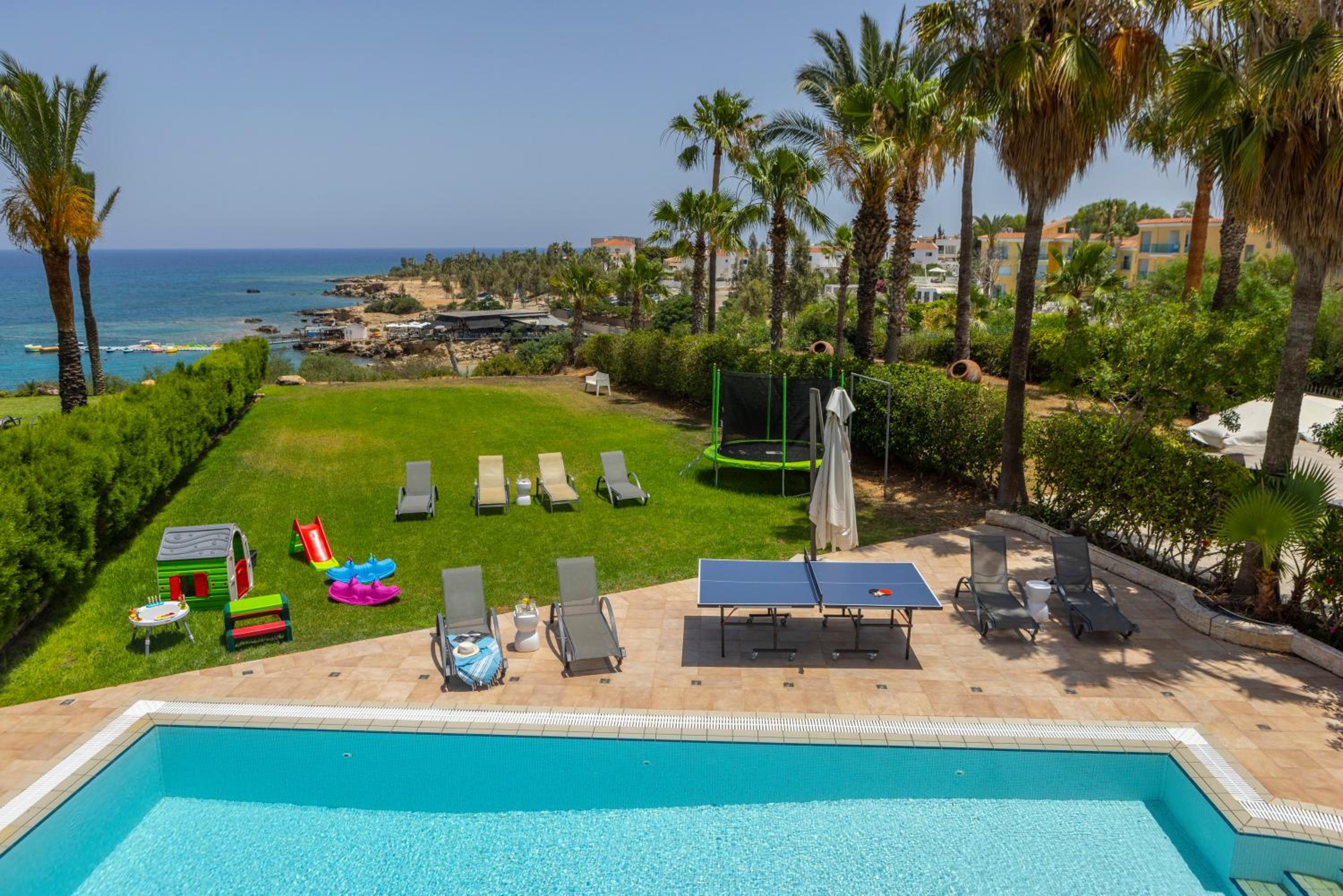 SunnyVillas: 4BR SeaFront Villa*Private Pool*BW44
