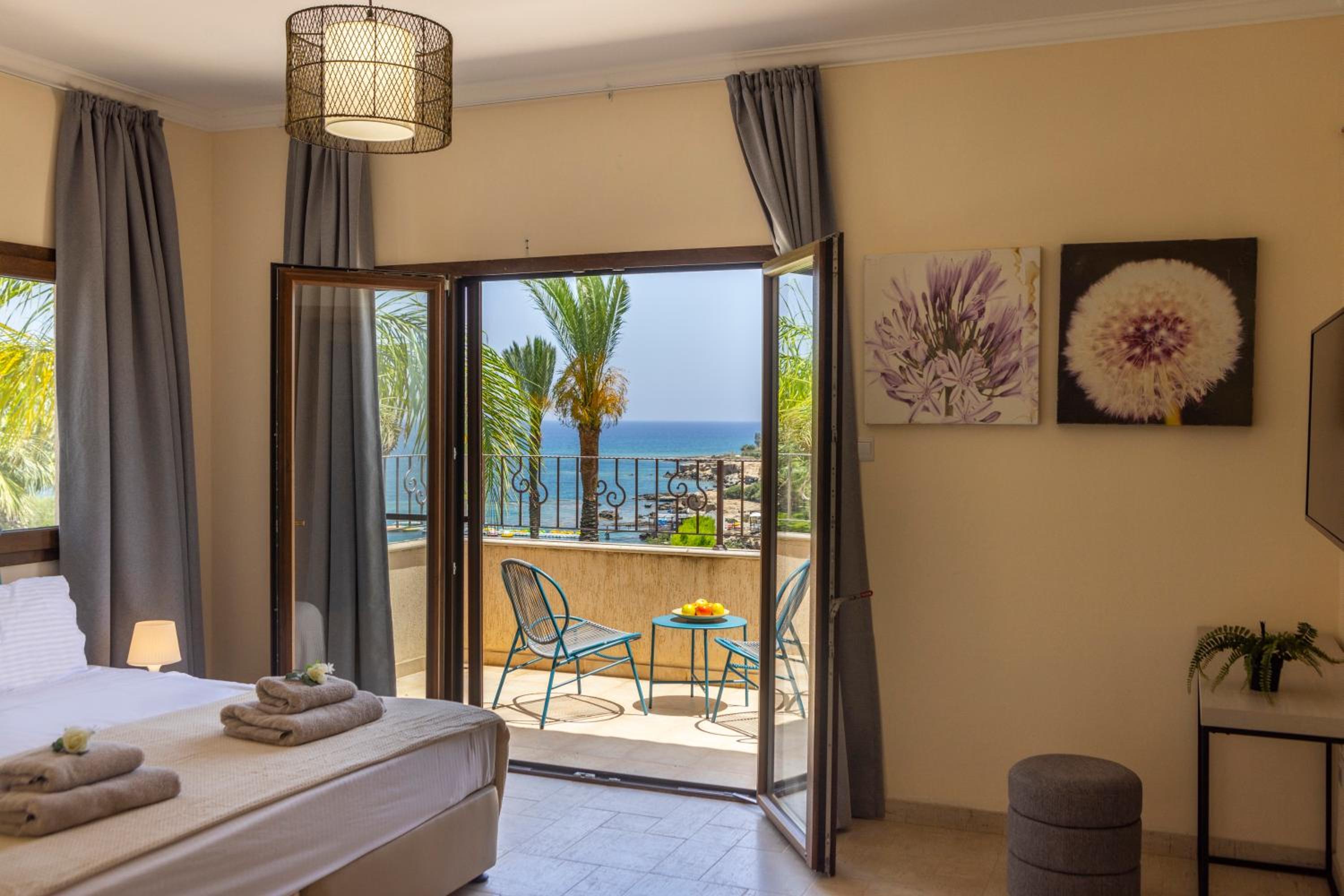 SunnyVillas: 4BR SeaFront Villa*Private Pool*BW44