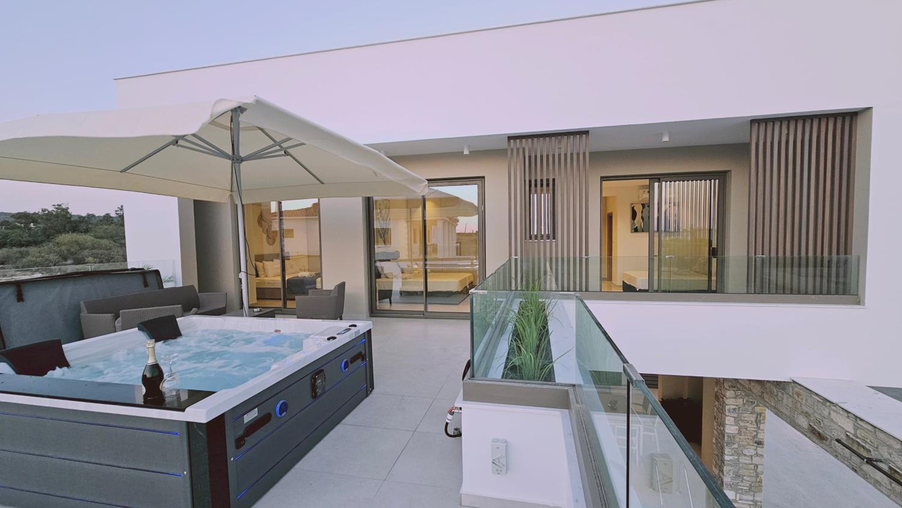 STAY Oasis Luxury Villas