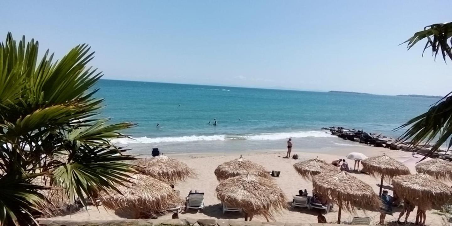 Stunning Beach View Apartment