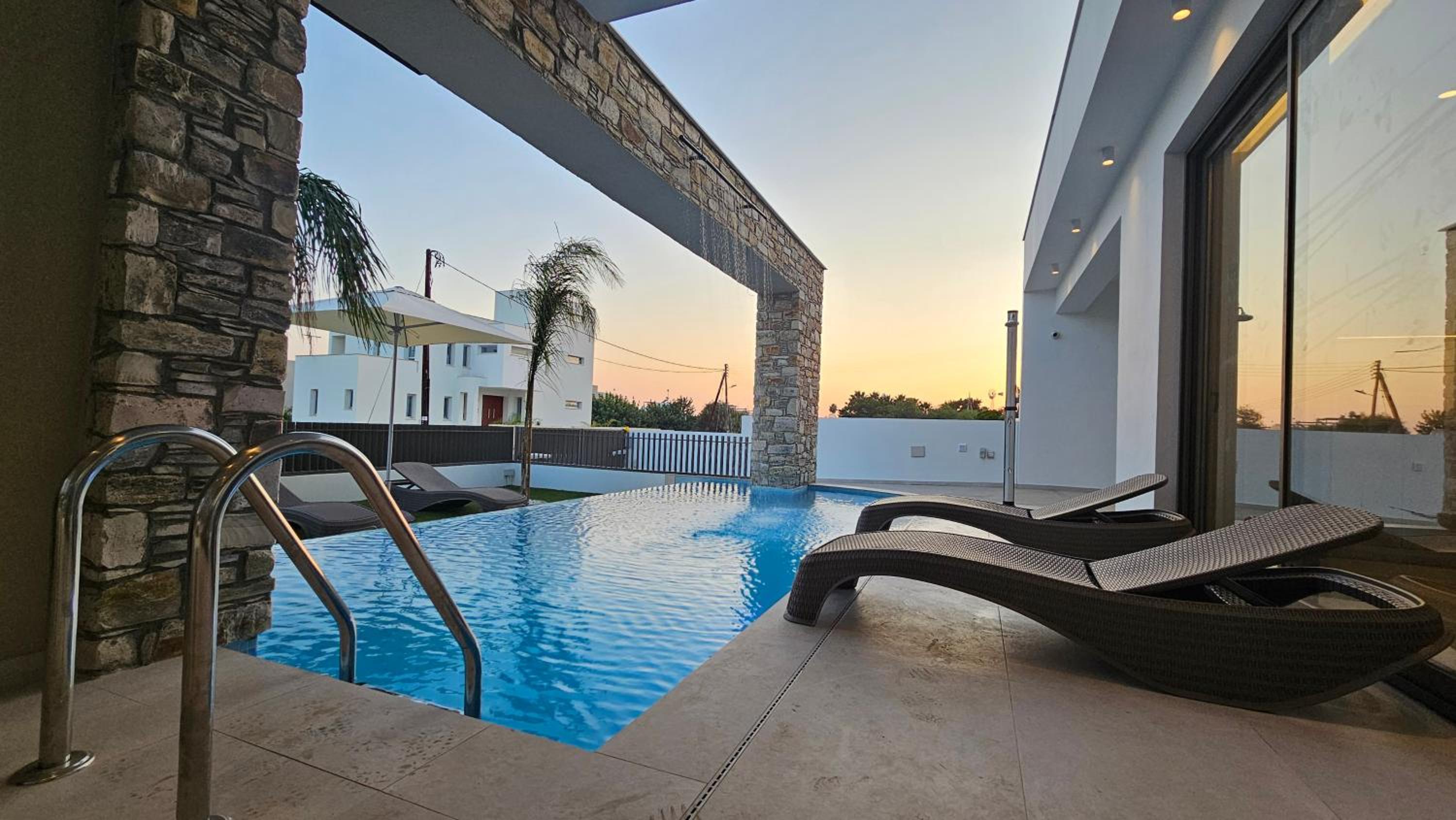 STAY Oasis Luxury Villas