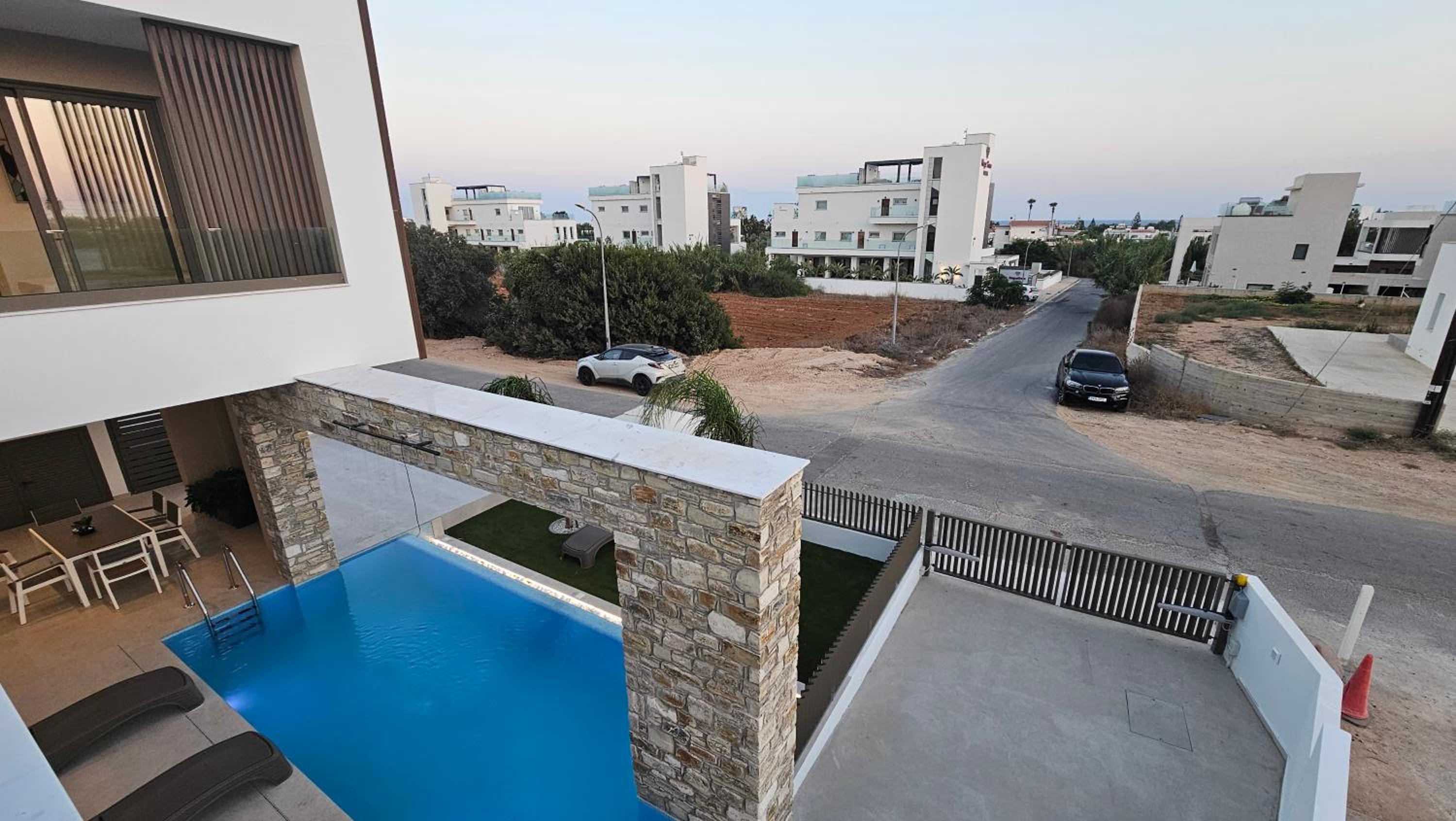 STAY Oasis Luxury Villas