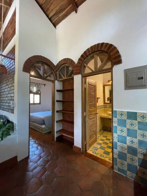 La casa de ladrillo, Las Planadas near Yankee Beach view 3