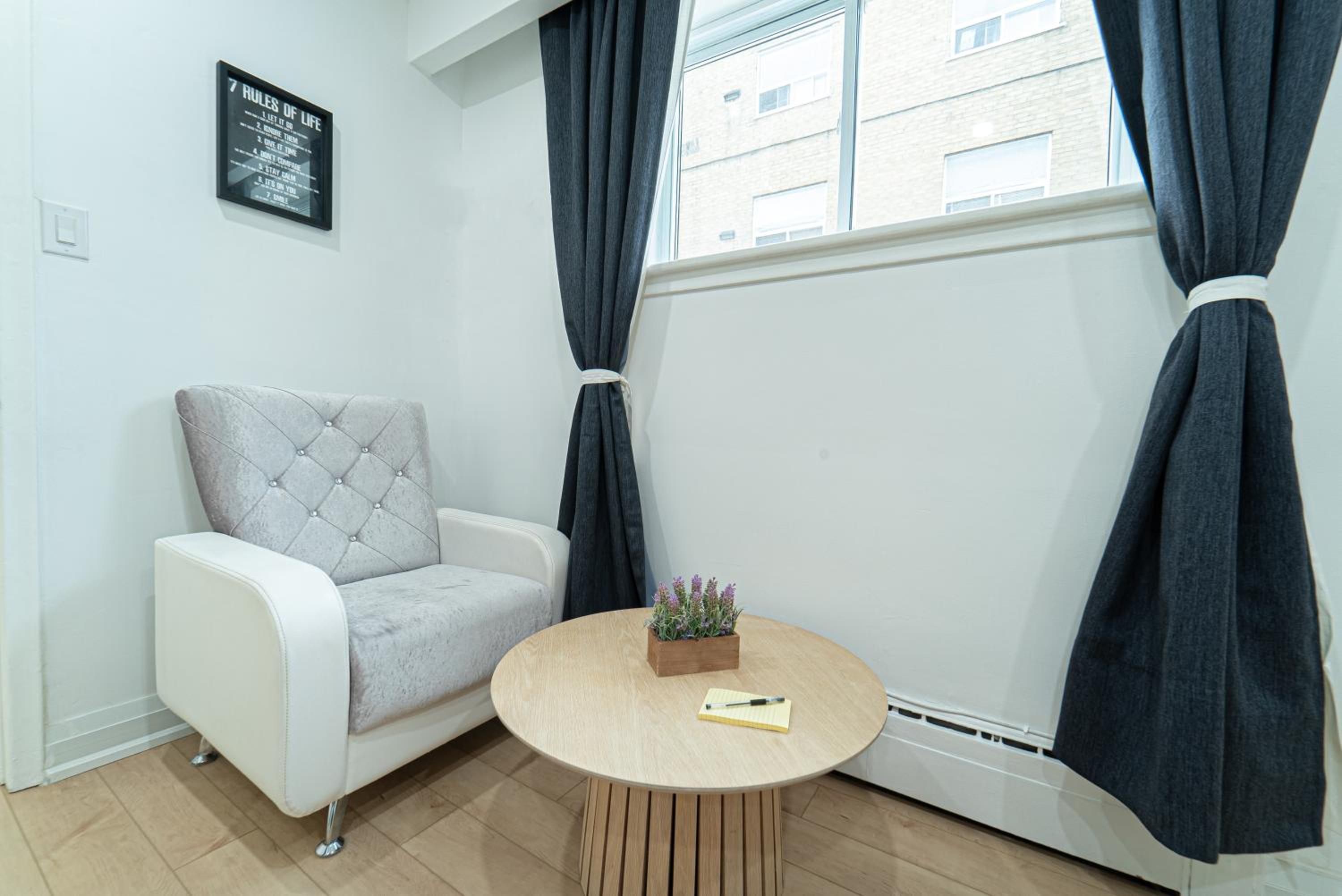 Room with Workspace, Wi-Fi, Free parking, Kitchen essentials photo 3