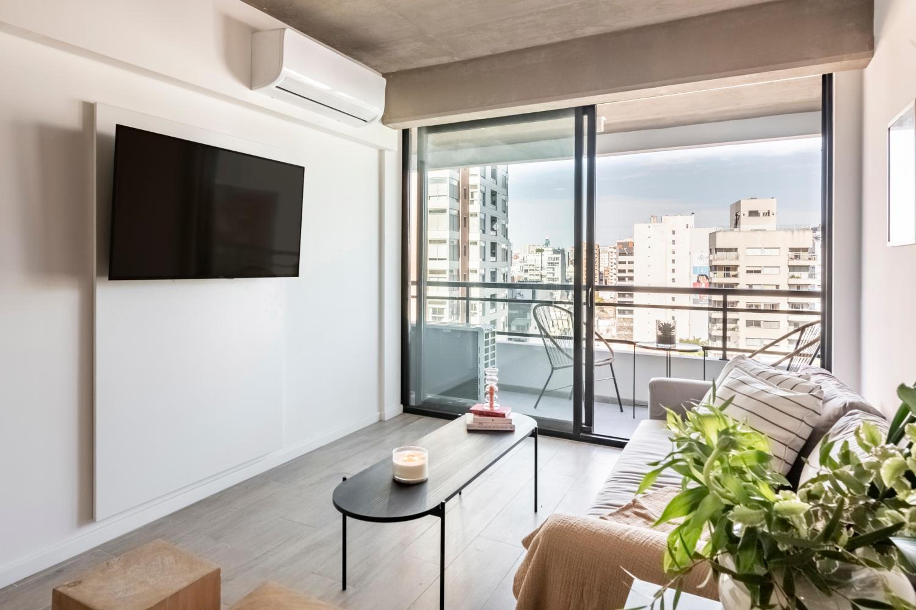 Top Rentals Nuñez