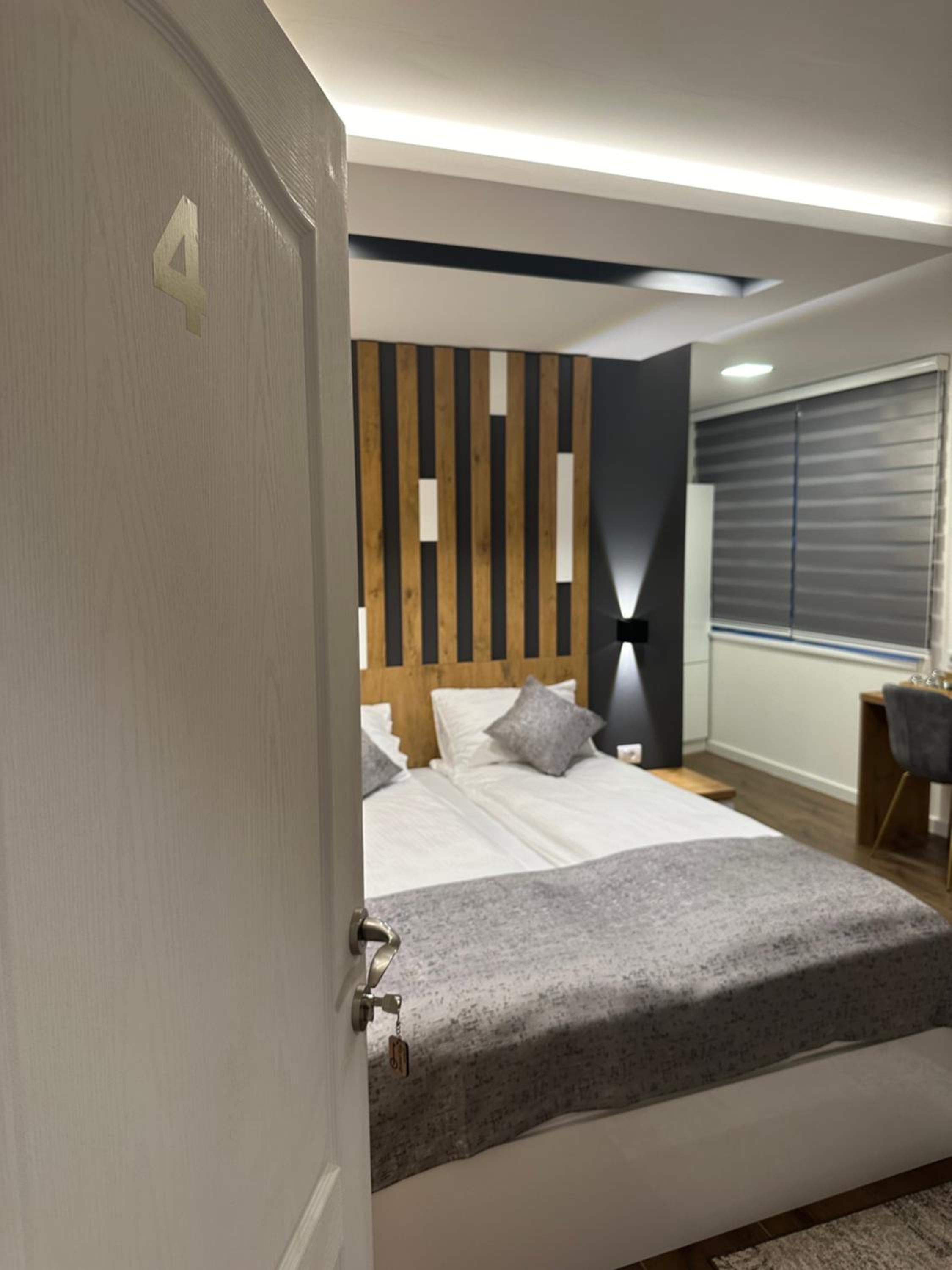 Golden Key Apartments