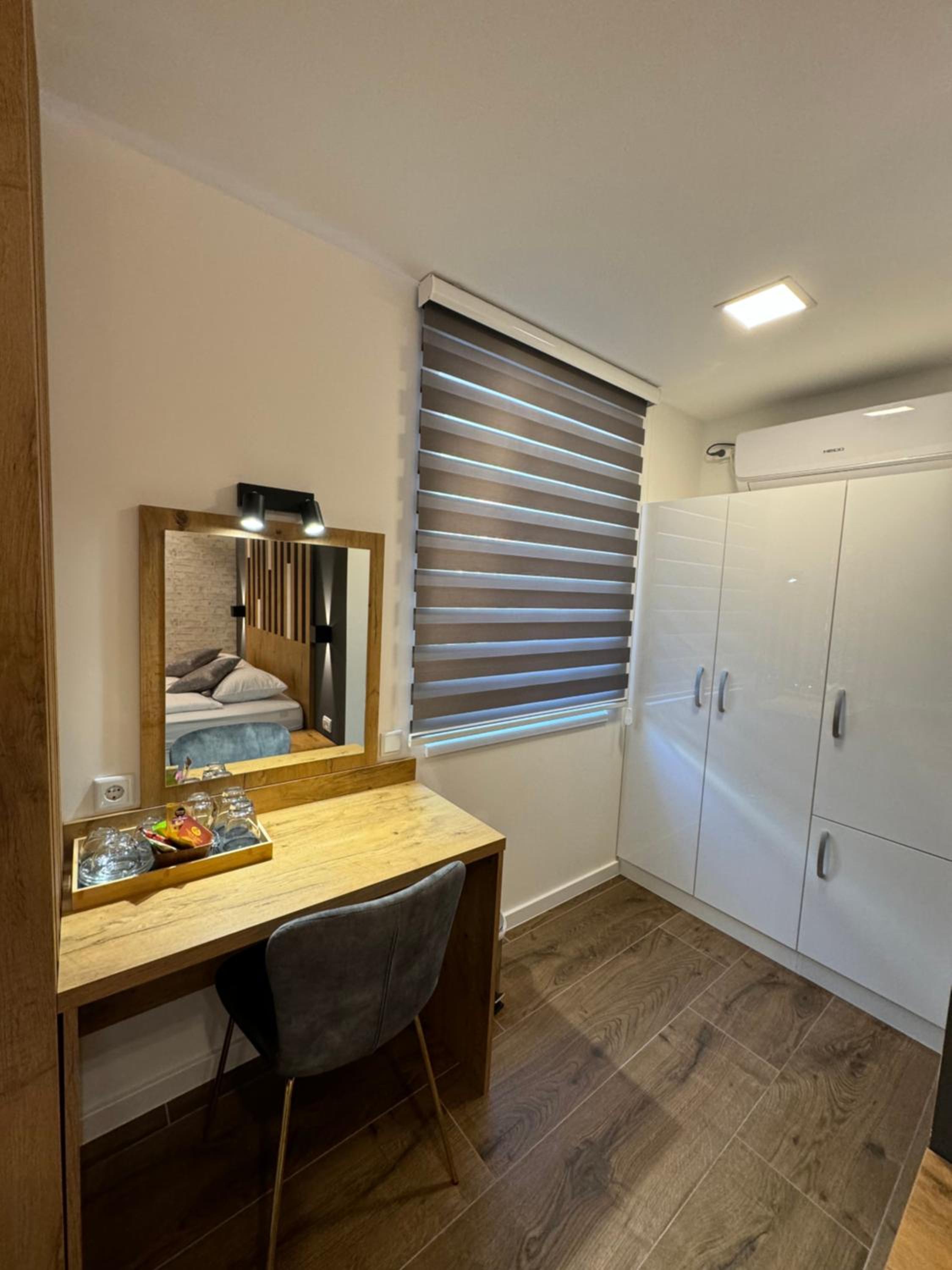 Golden Key Apartments