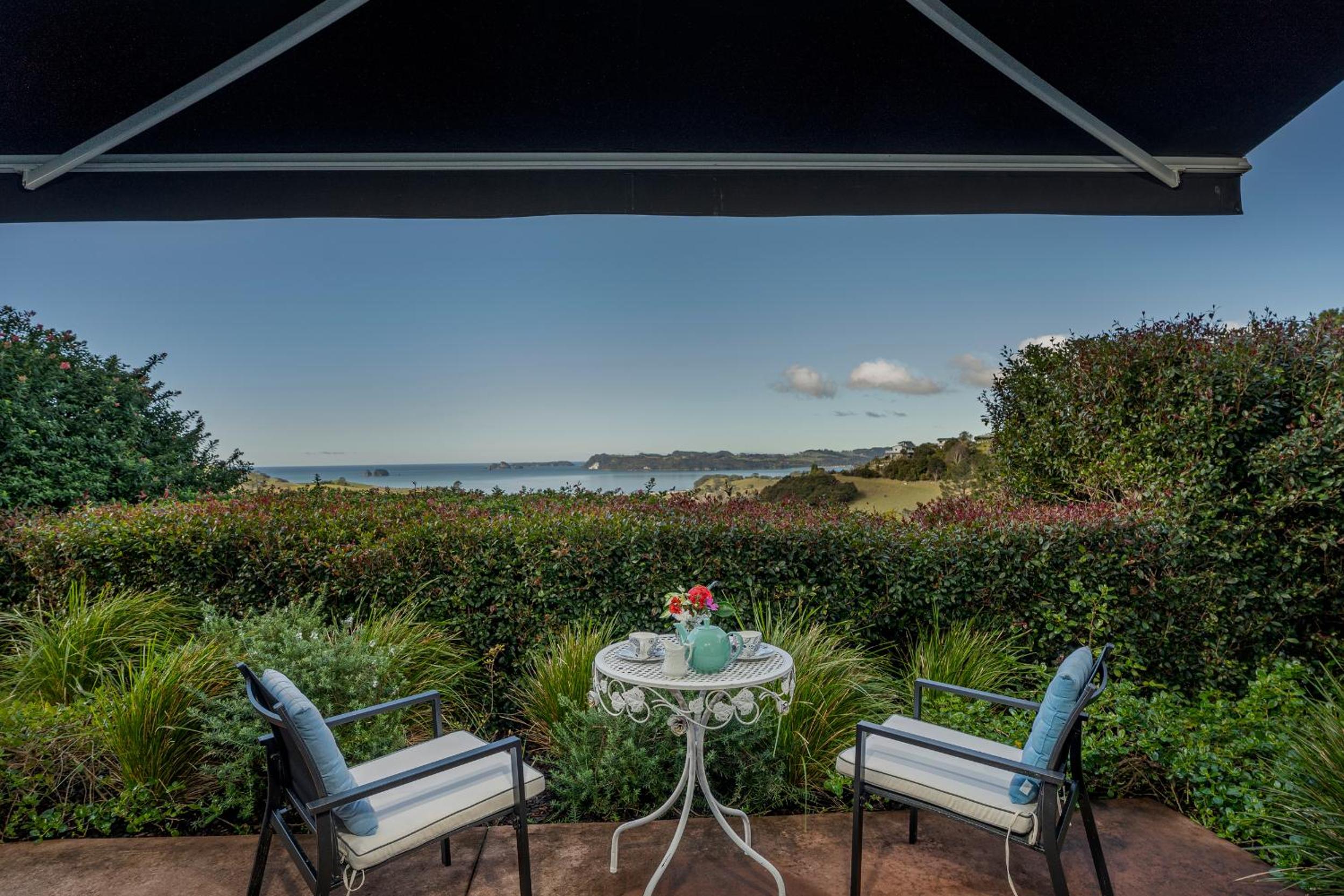 Bayview Valley Lodge Bed & Breakfast
