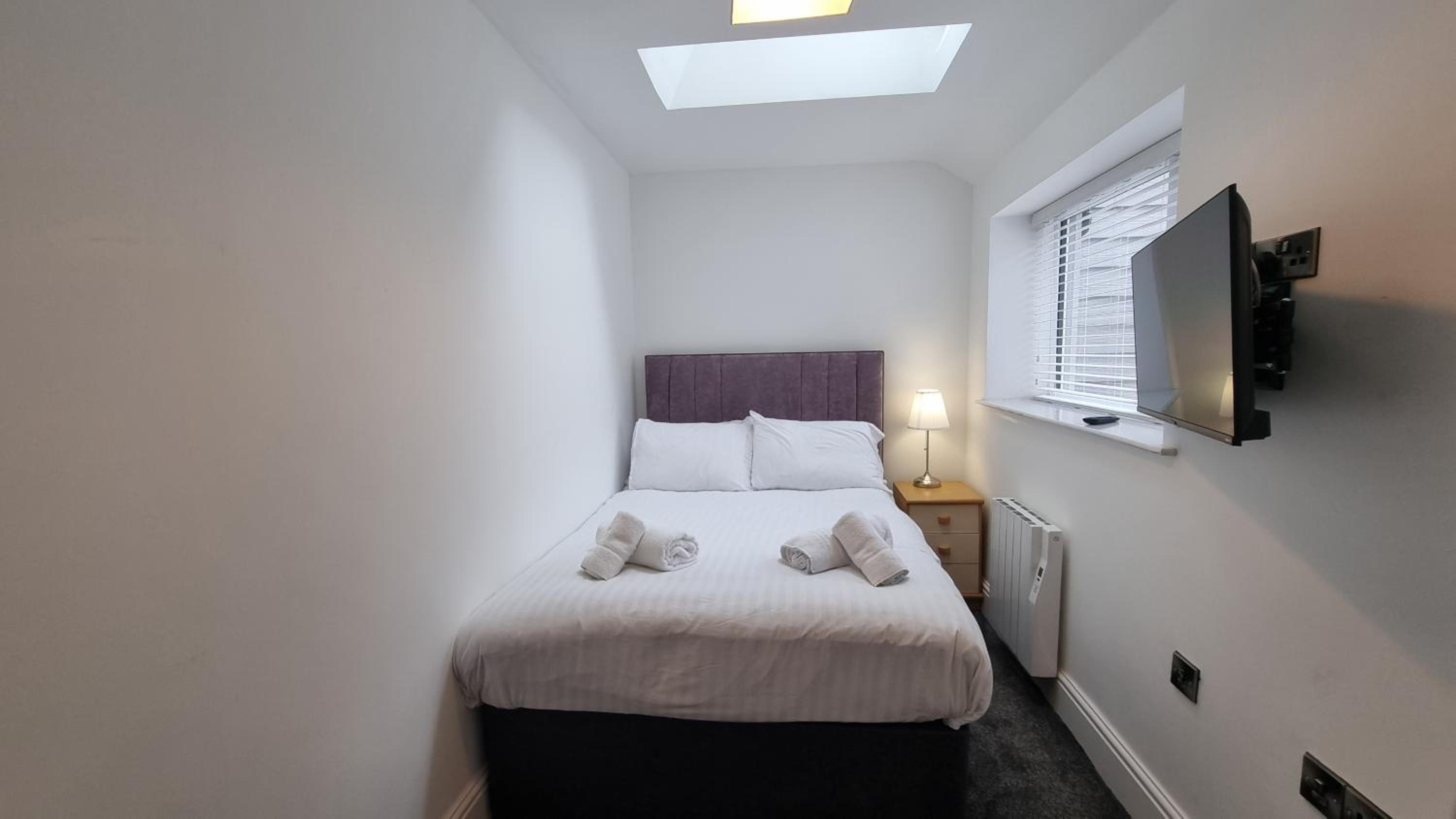 Abergwaun APT 1
