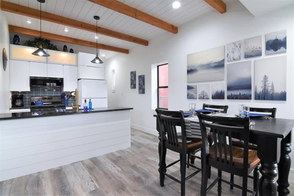 Liberty Suite view 4