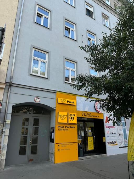 Relax auf der Terrasse in Wien