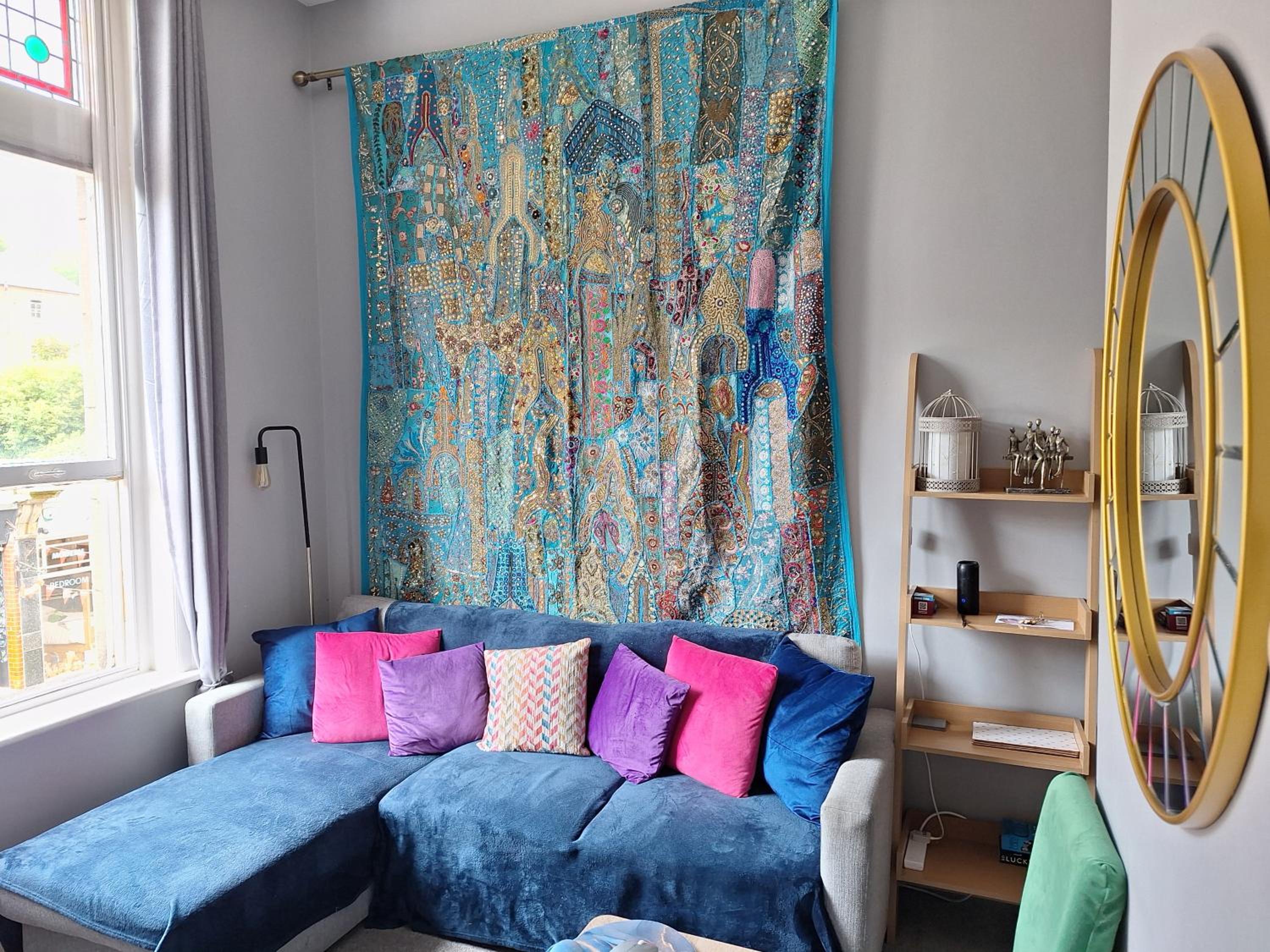 Central Matlock Apartment view 2