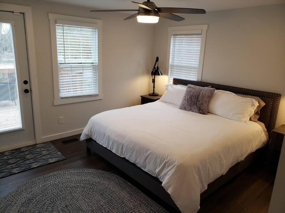 East Nashville Retreat, Outdoor Oasis, Sleeps 12, Four Bedrooms view 2