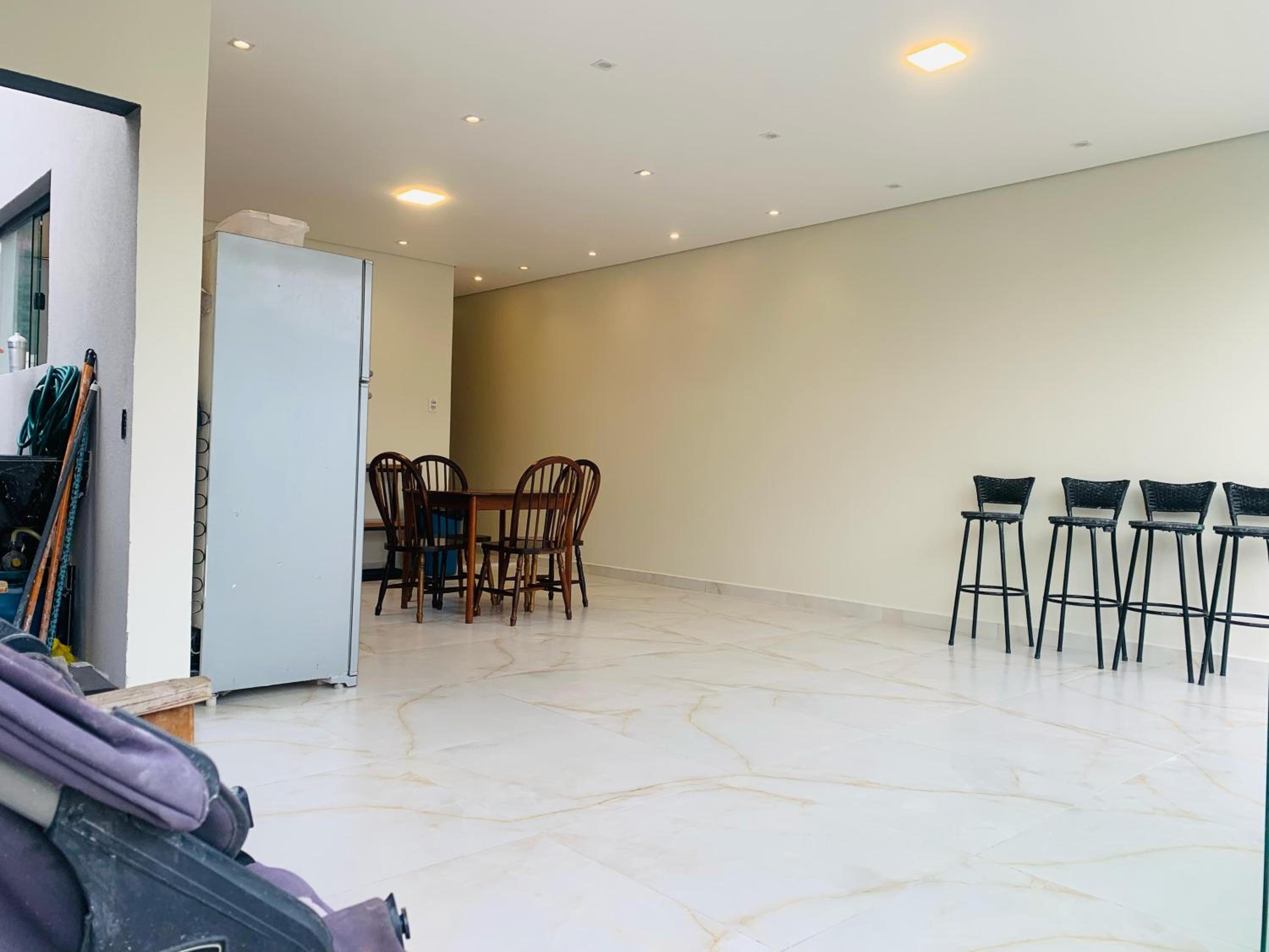 Casa Moderna de Praia no Condomínio Beira Mar