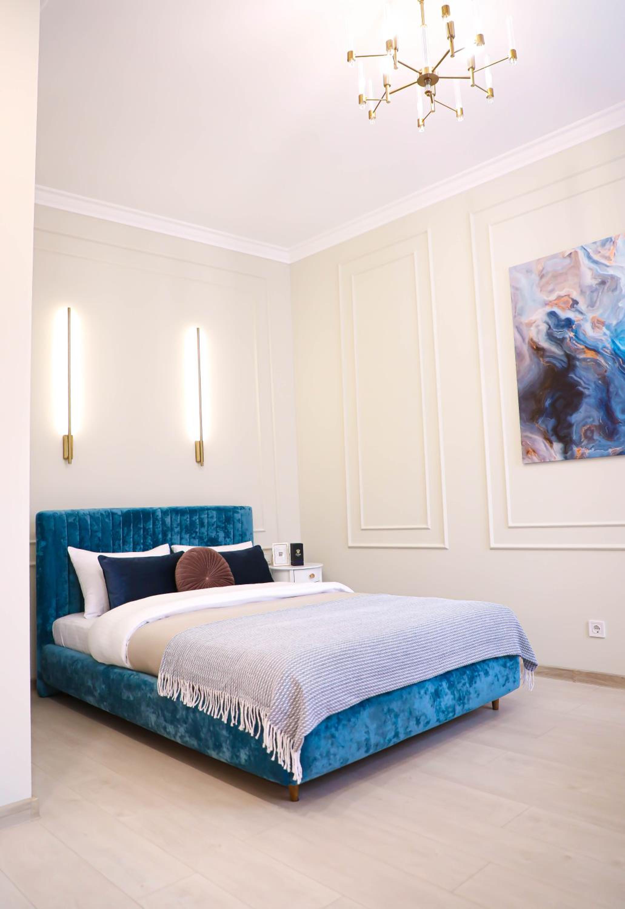 Modern Apartment, 3mins to Opera view 2