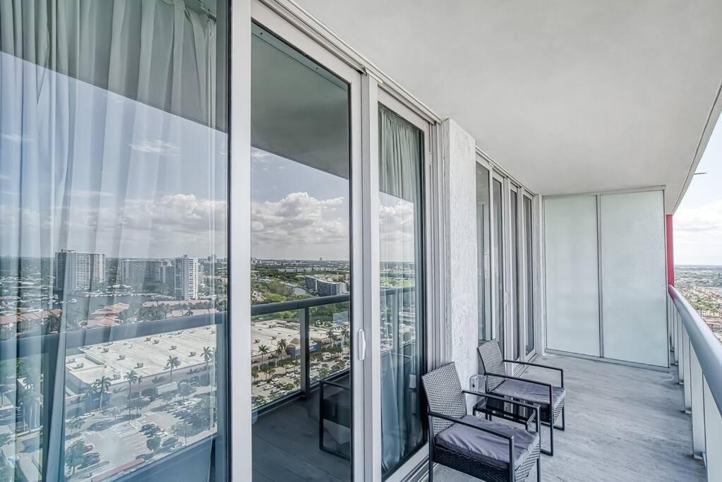 High-Floor Oceanview Apartment