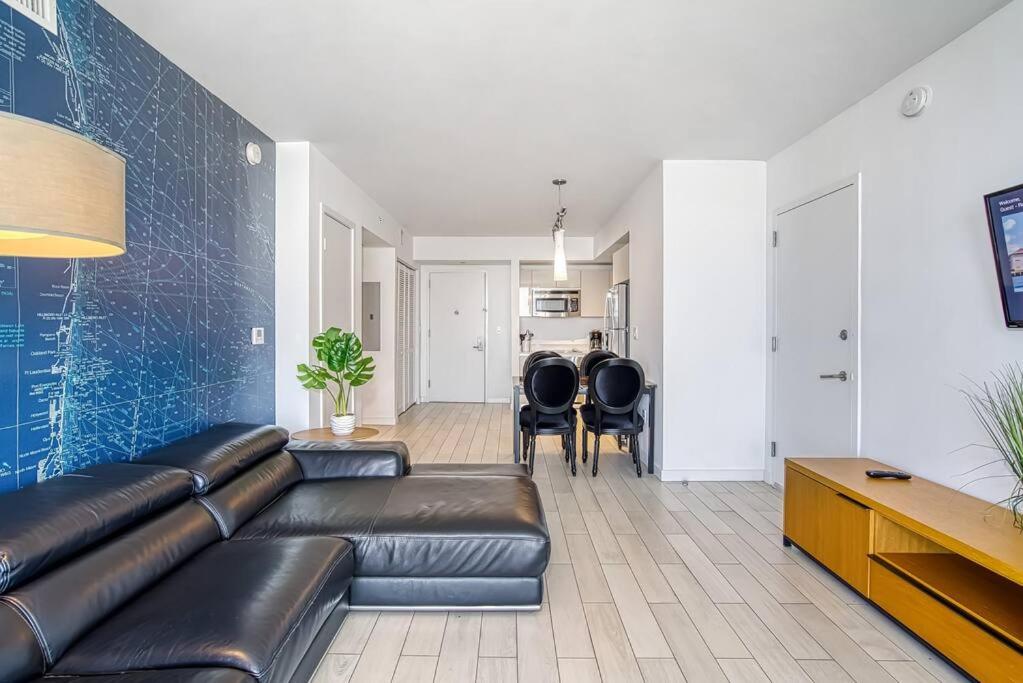 High-Floor Oceanview Apartment