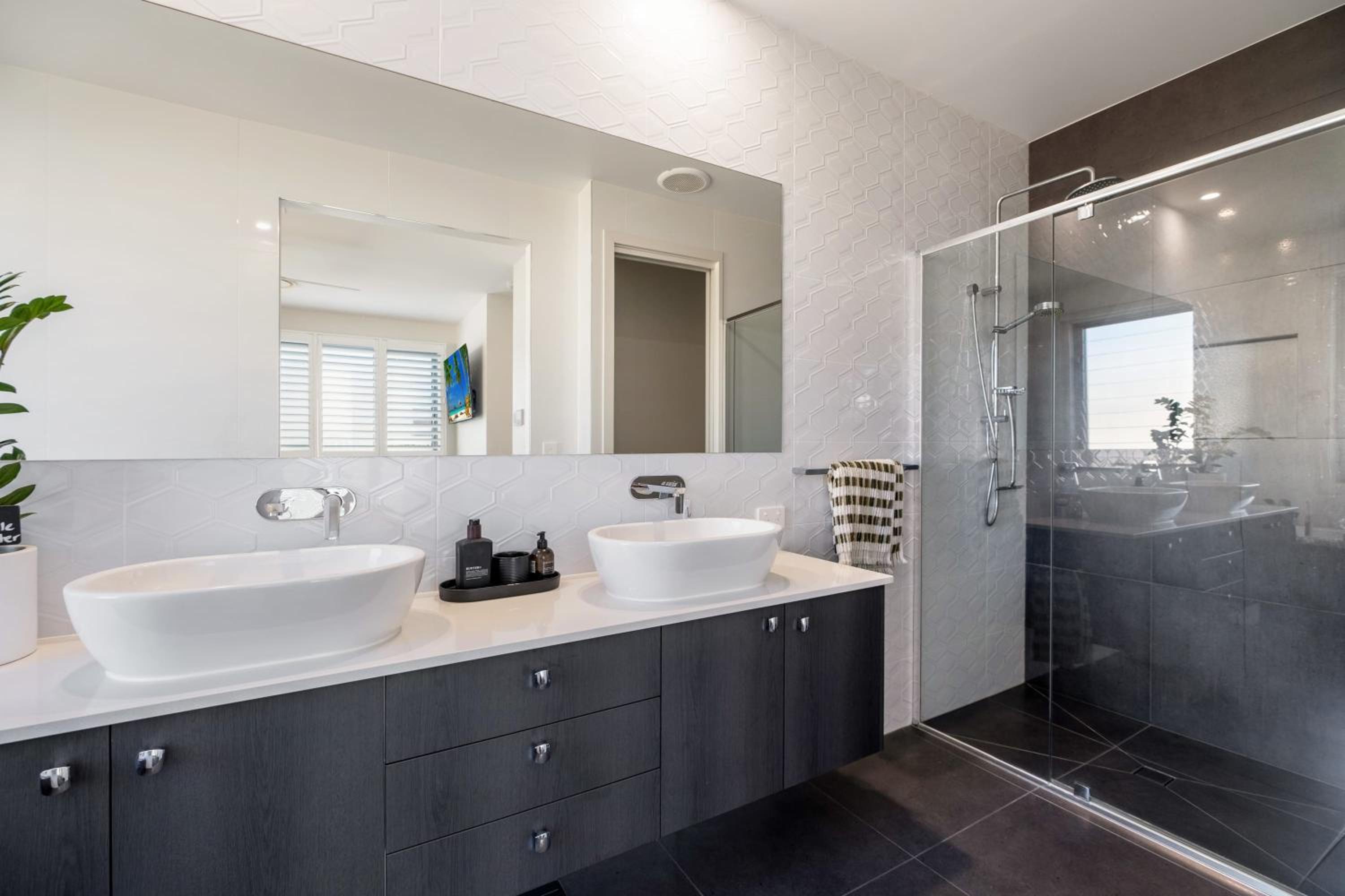Seaside Luxury in Alexandra Headland