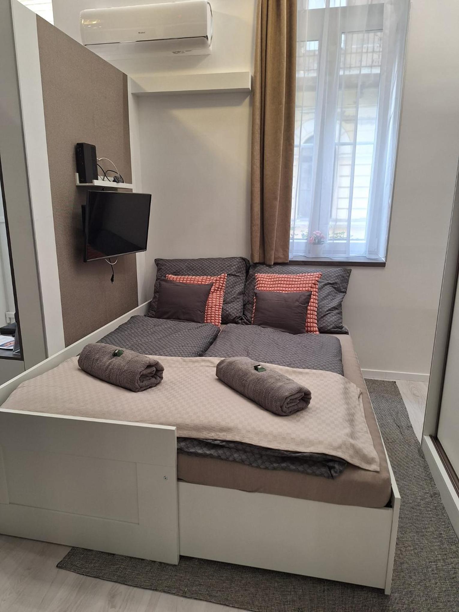 Larina Residence
