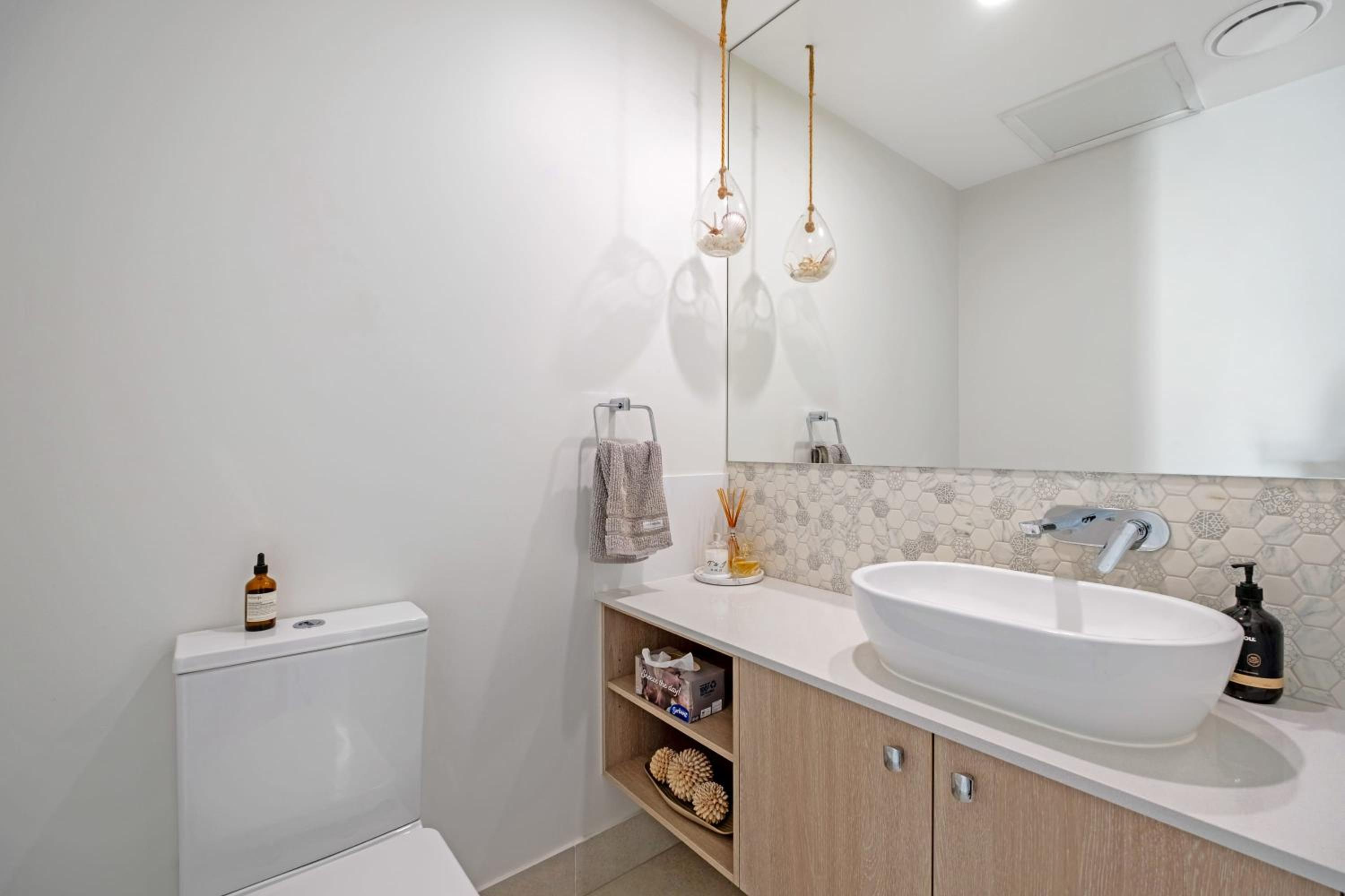 Seaside Luxury in Alexandra Headland