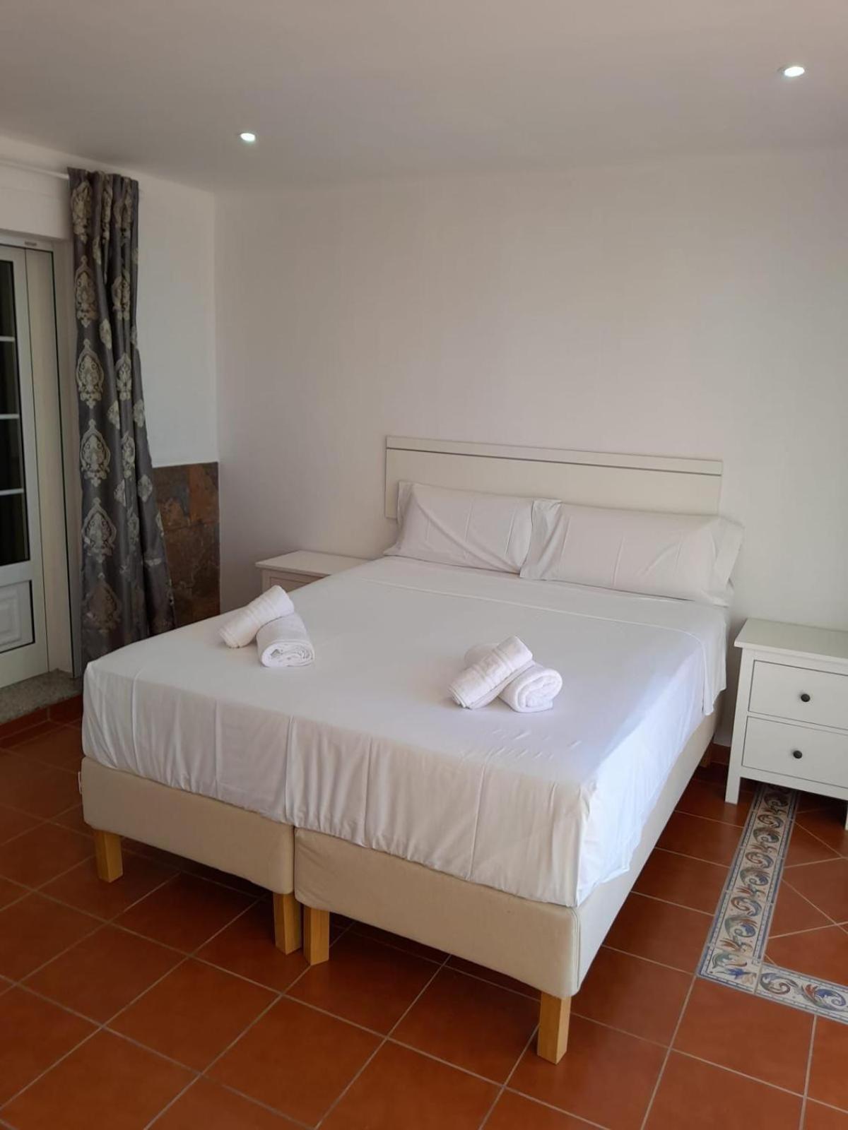 Villa LUCIAN en Adeje con Vistas al Atlántico