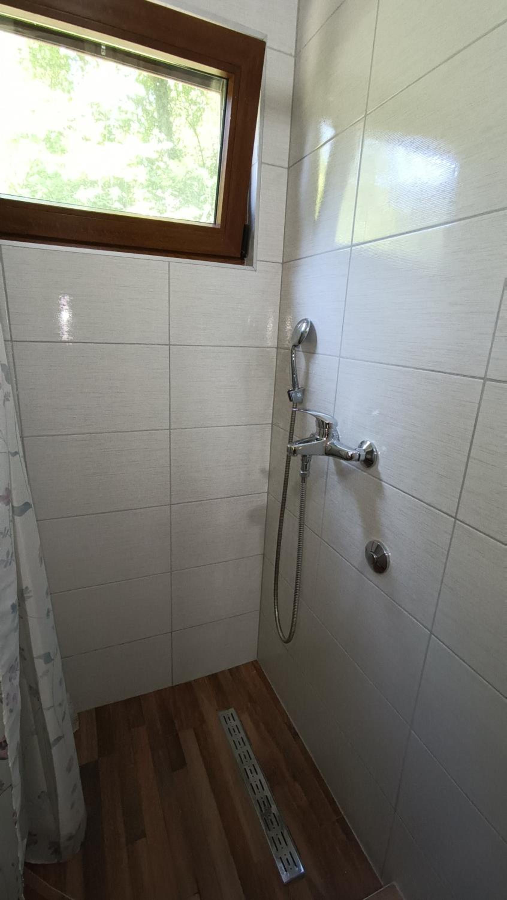 Kuća u šumi - Forest house near National park Una - Air Spa Lohovo