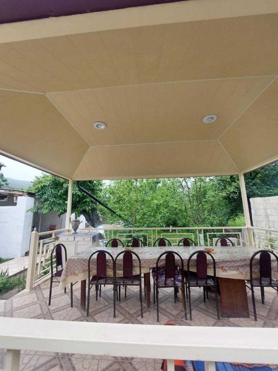 Quba Family Garden House