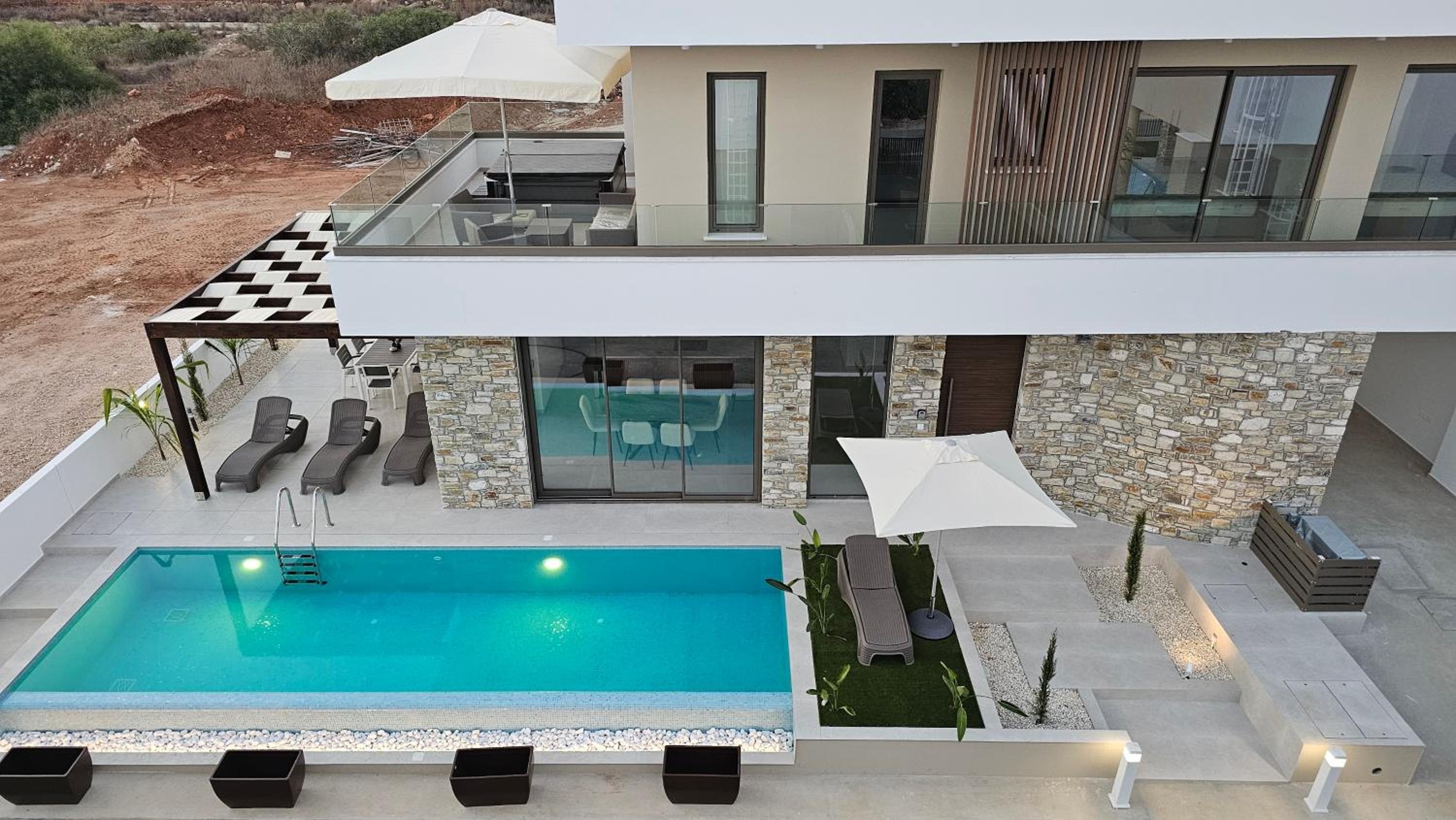 STAY Oasis Luxury Villas