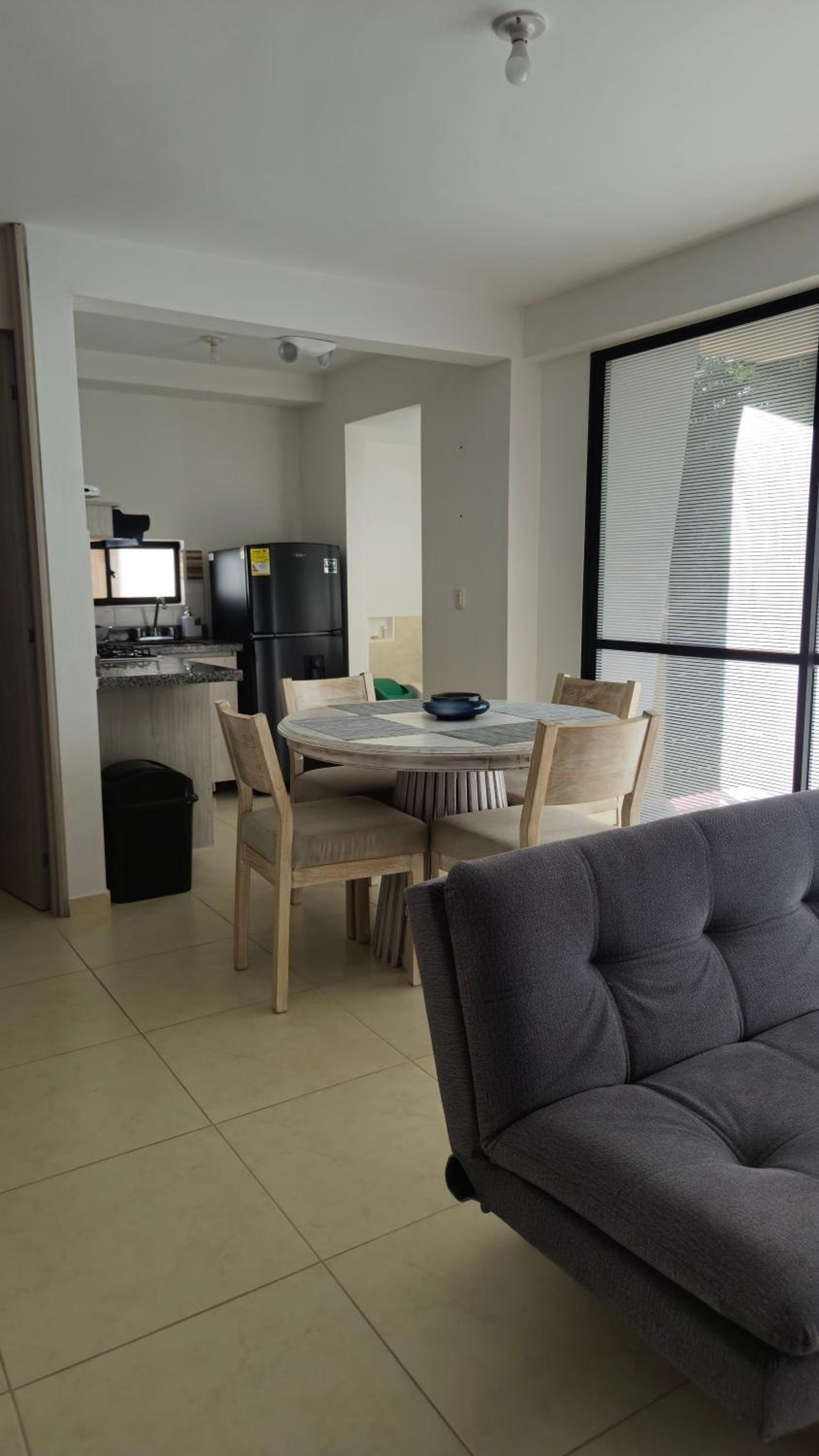 Apartamentos PRIVADOS 2 - 3 Habitaciones 4 Piscinas, 3 Jacuzzi, Sauna Cerca Aeropuerto Eden y Parque del Cafe por Molca Travel
