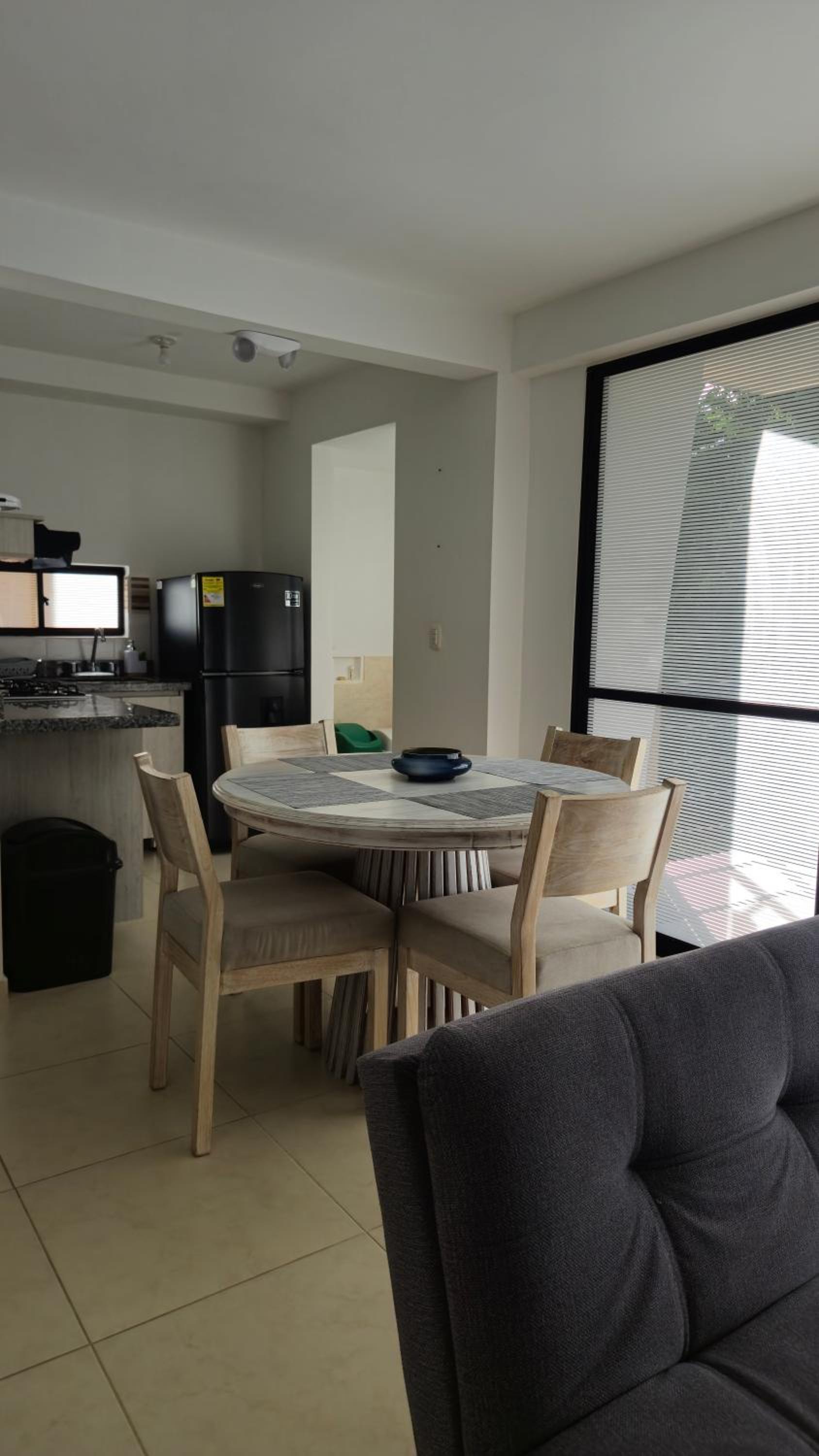 Apartamentos PRIVADOS 2 - 3 Habitaciones 4 Piscinas, 3 Jacuzzi, Sauna Cerca Aeropuerto Eden y Parque del Cafe por Molca Travel