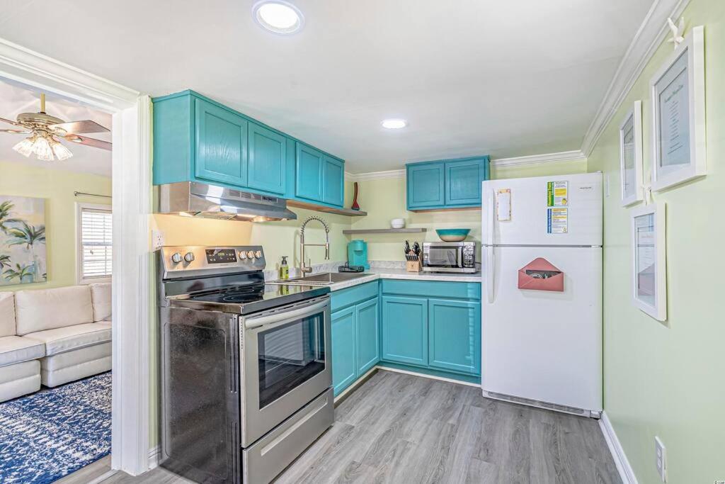 1654 Ocean Lakes Pet Friendly Golf Cart Included-Beach Bum view 3