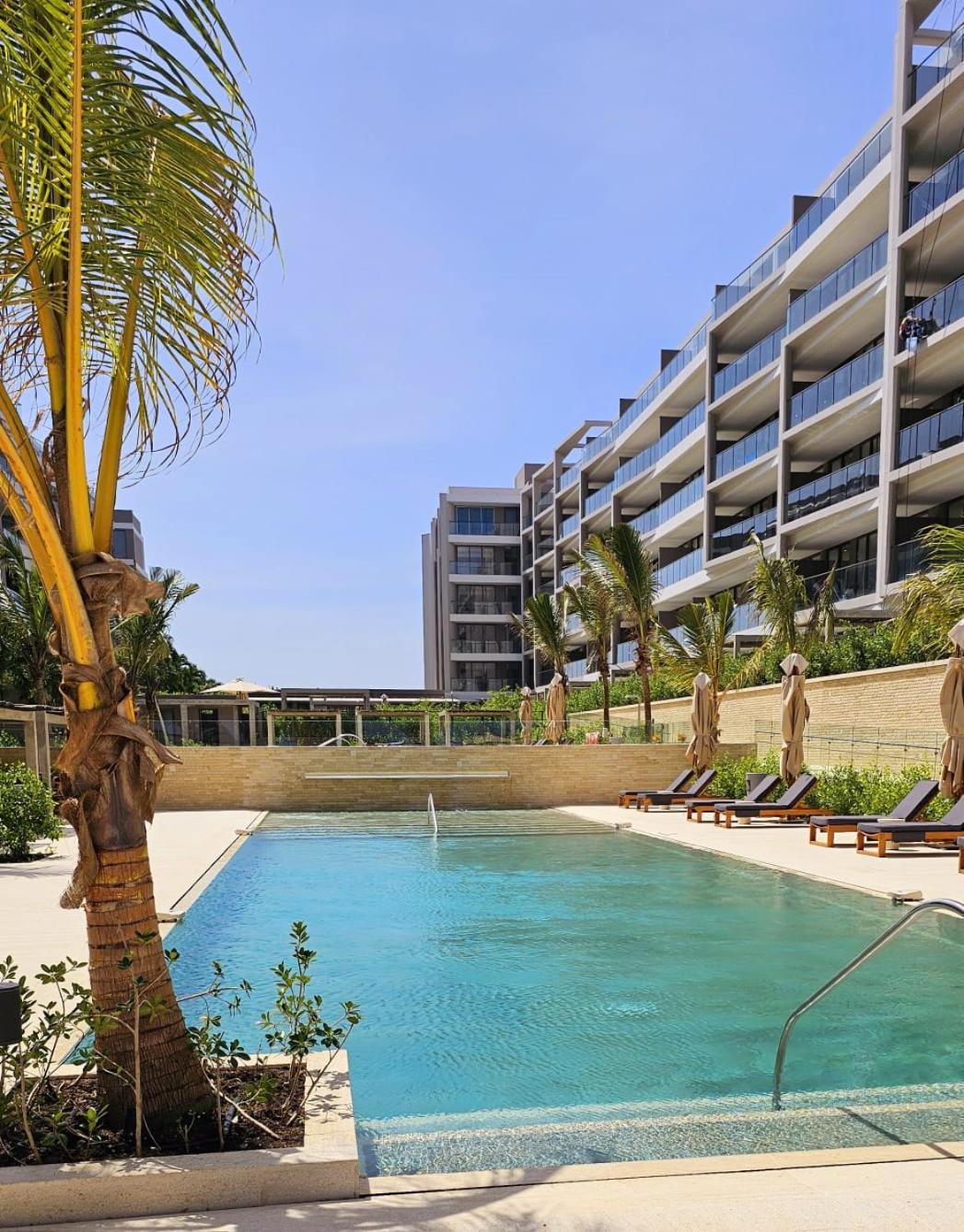HERMOSO APARTAMENTO EN CARTAGENA-MORROS EOS-VISTA AL MAR- SALIDA DIRECTA a LA PLAYA