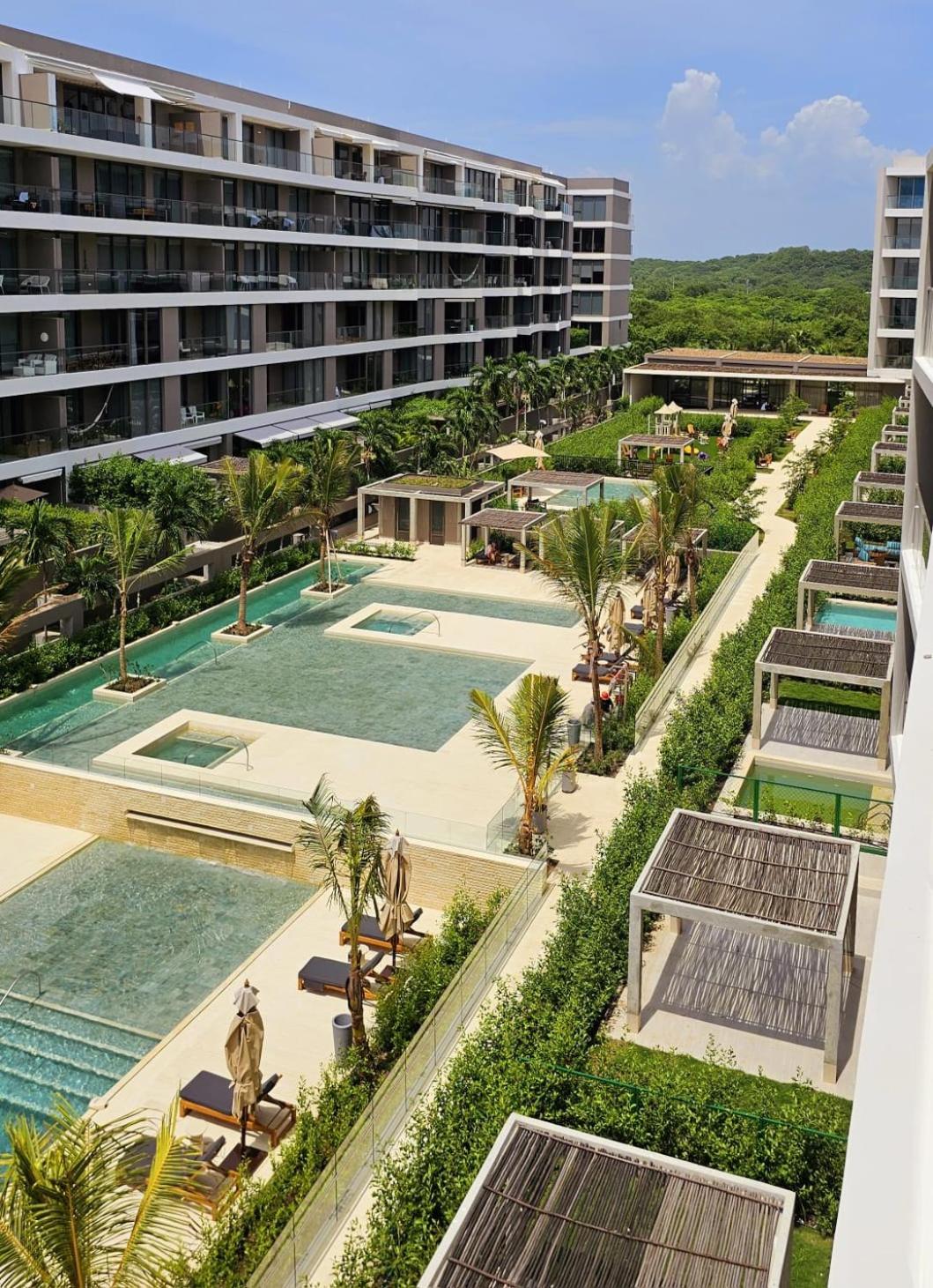 HERMOSO APARTAMENTO EN CARTAGENA-MORROS EOS-VISTA AL MAR- SALIDA DIRECTA a LA PLAYA