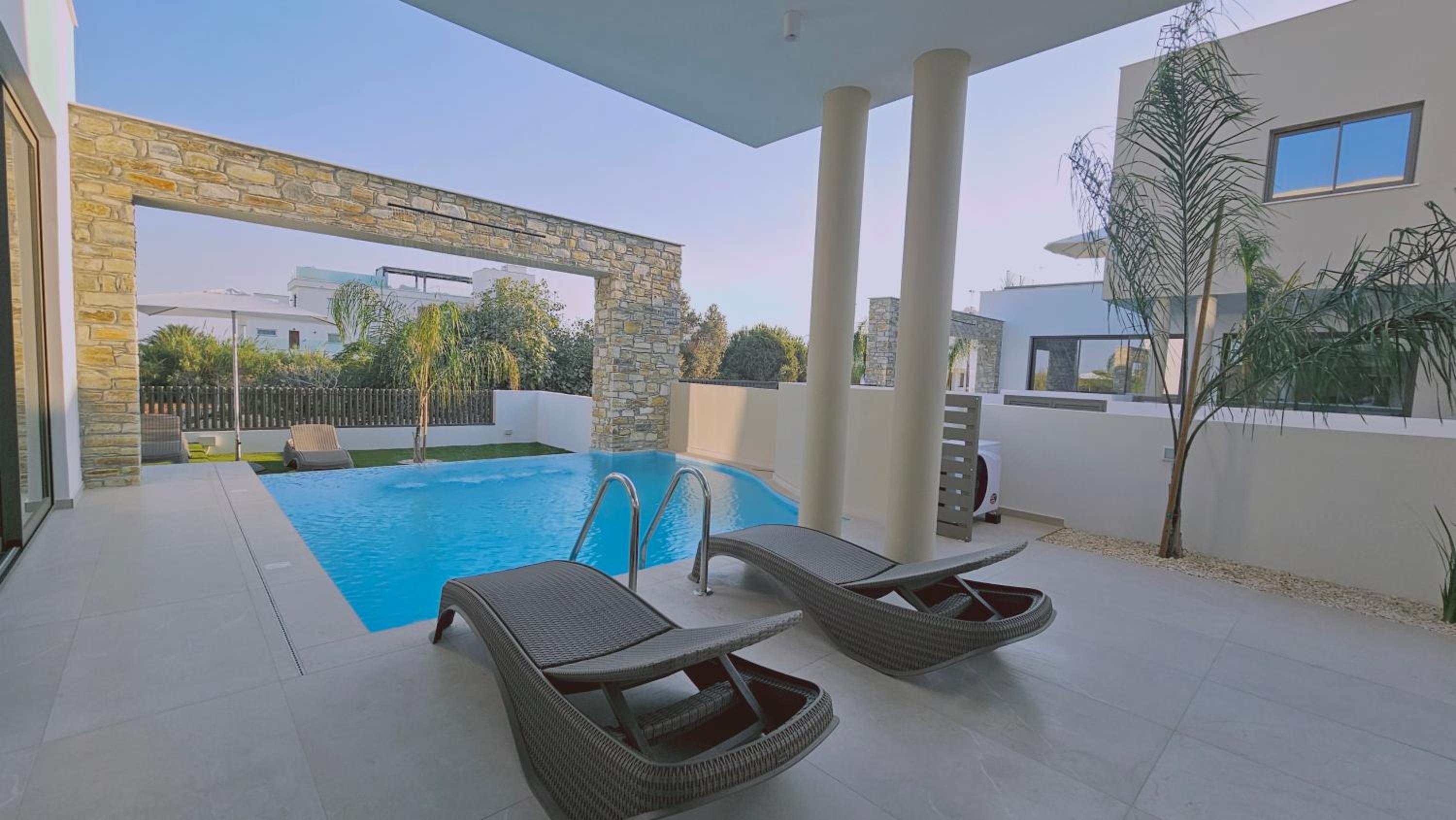 STAY Oasis Luxury Villas