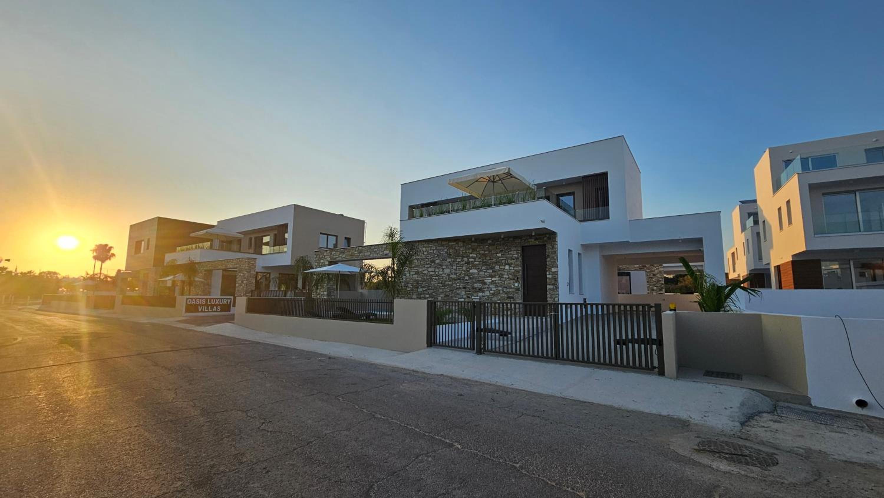 STAY Oasis Luxury Villas