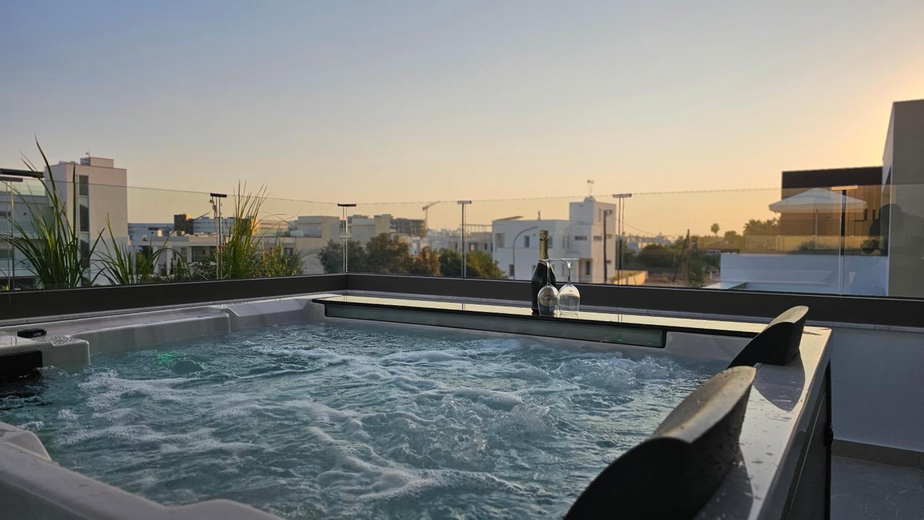 STAY Oasis Luxury Villas