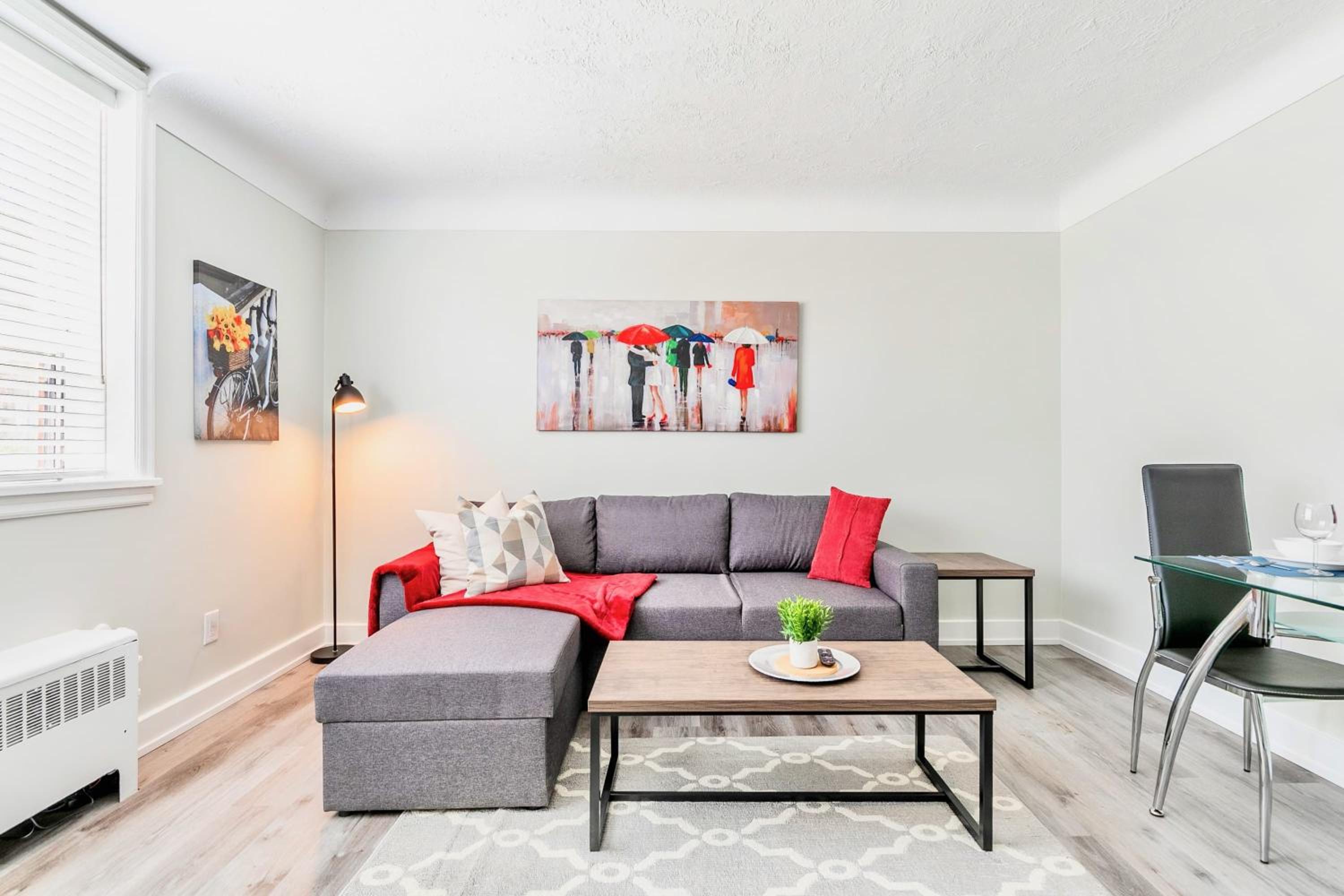 Cozy 1BR Apartment in Corktown Hamilton