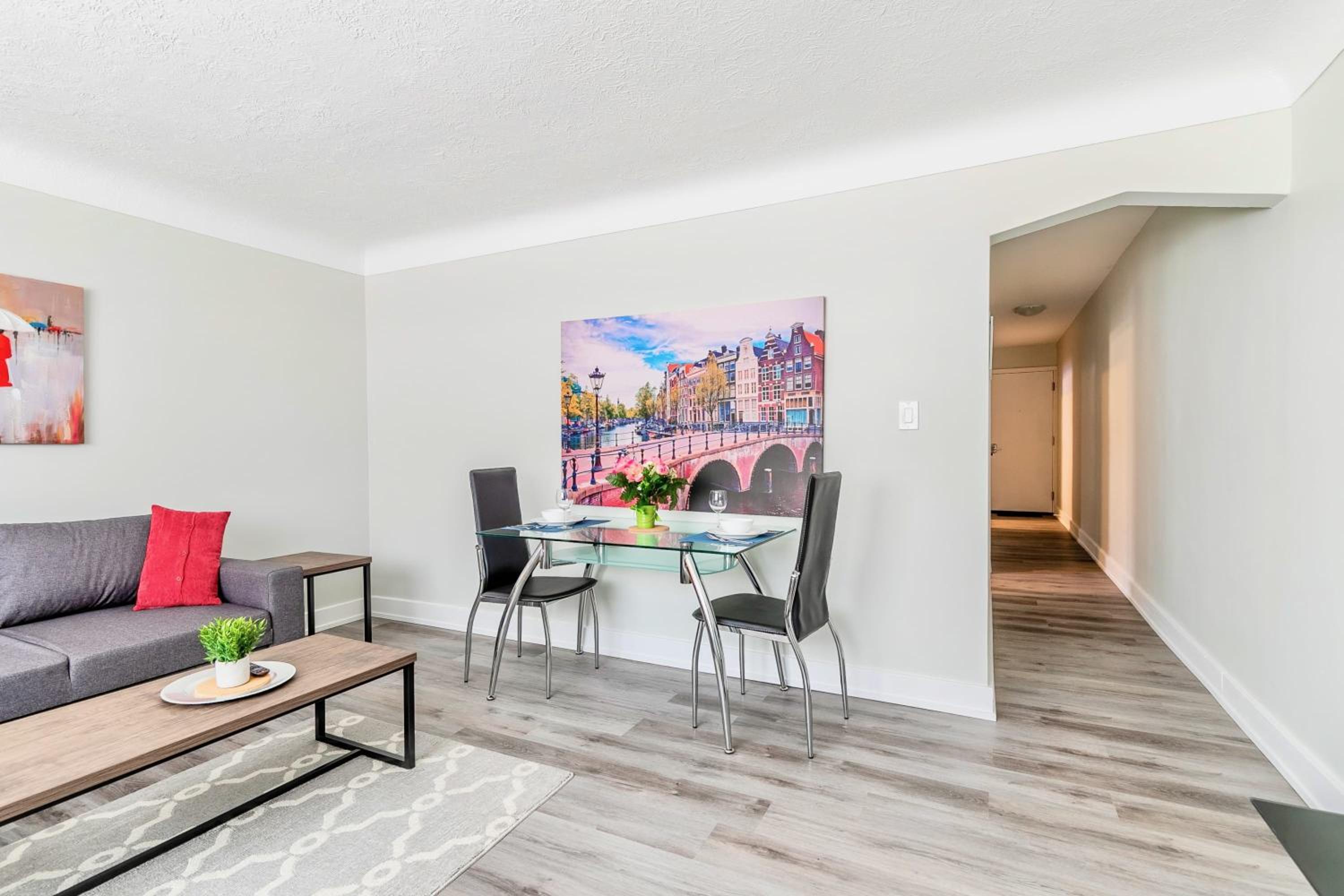 Cozy 1BR Apartment in Corktown Hamilton