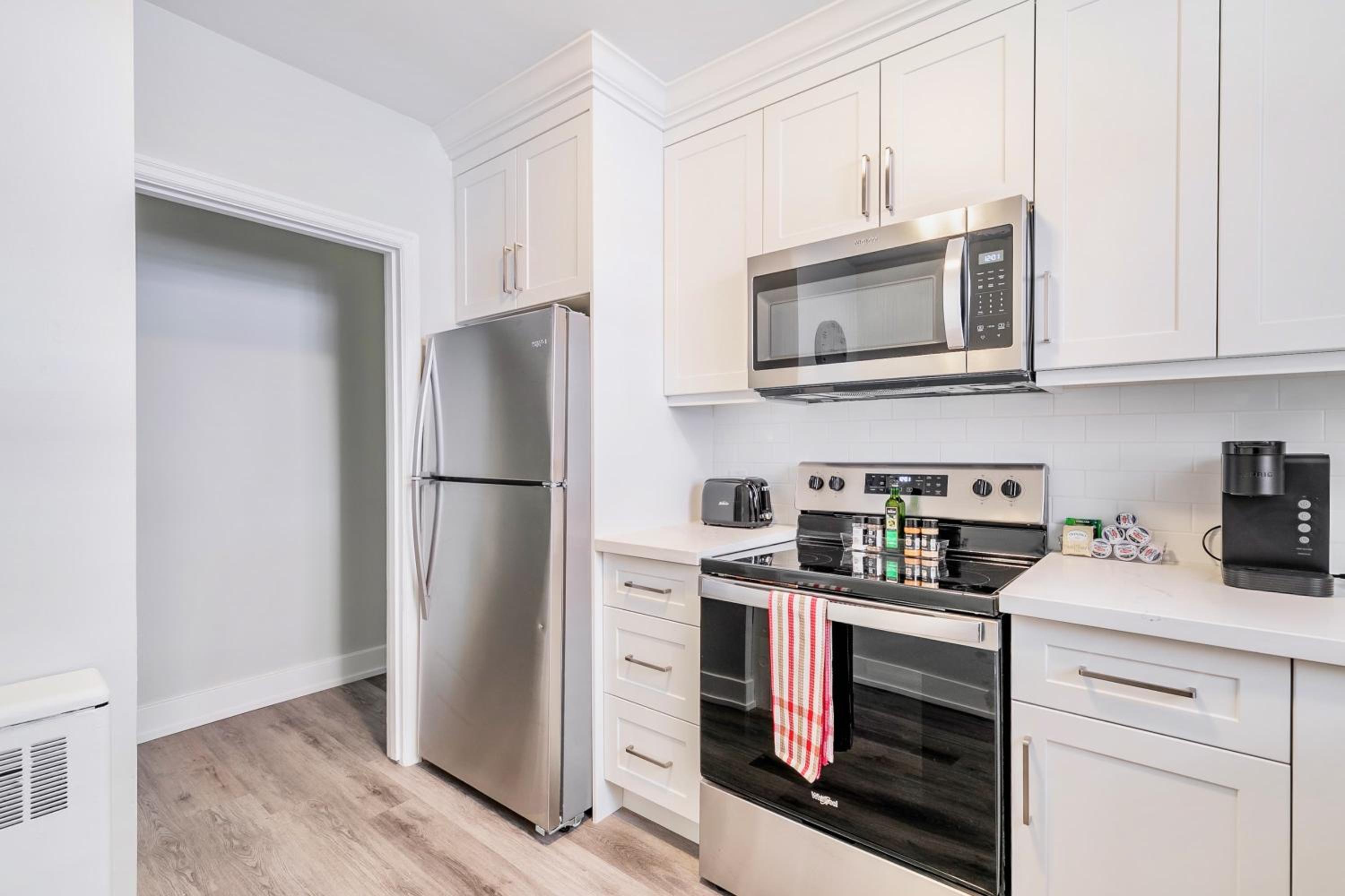Cozy 1BR Apartment in Corktown Hamilton