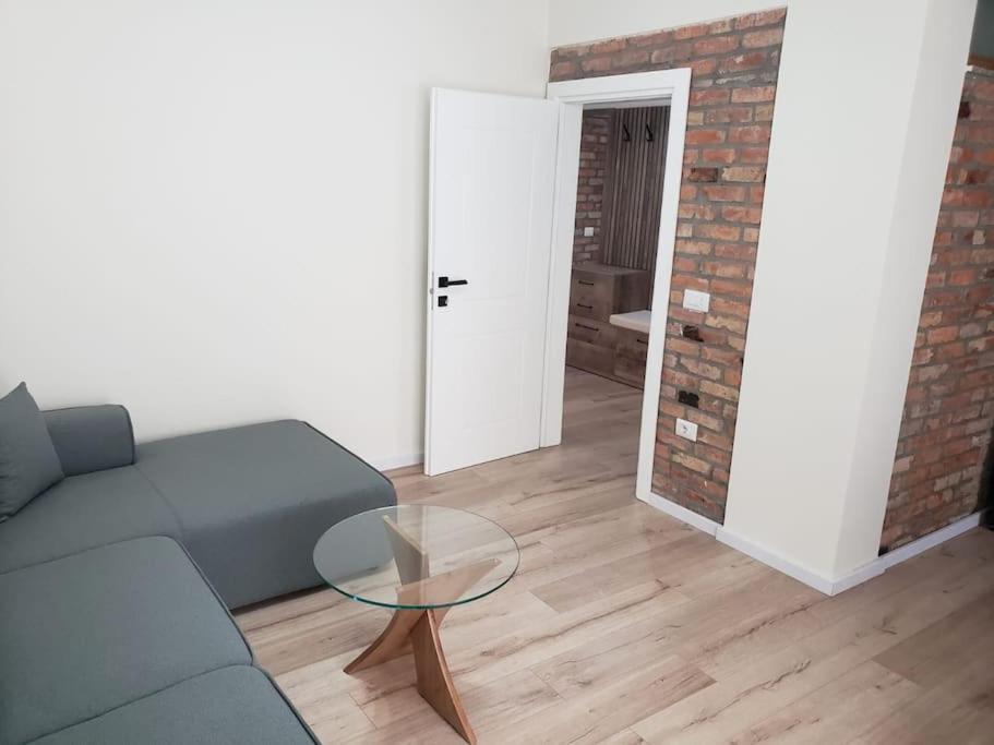 Shkoder City Center Apartment photo 3