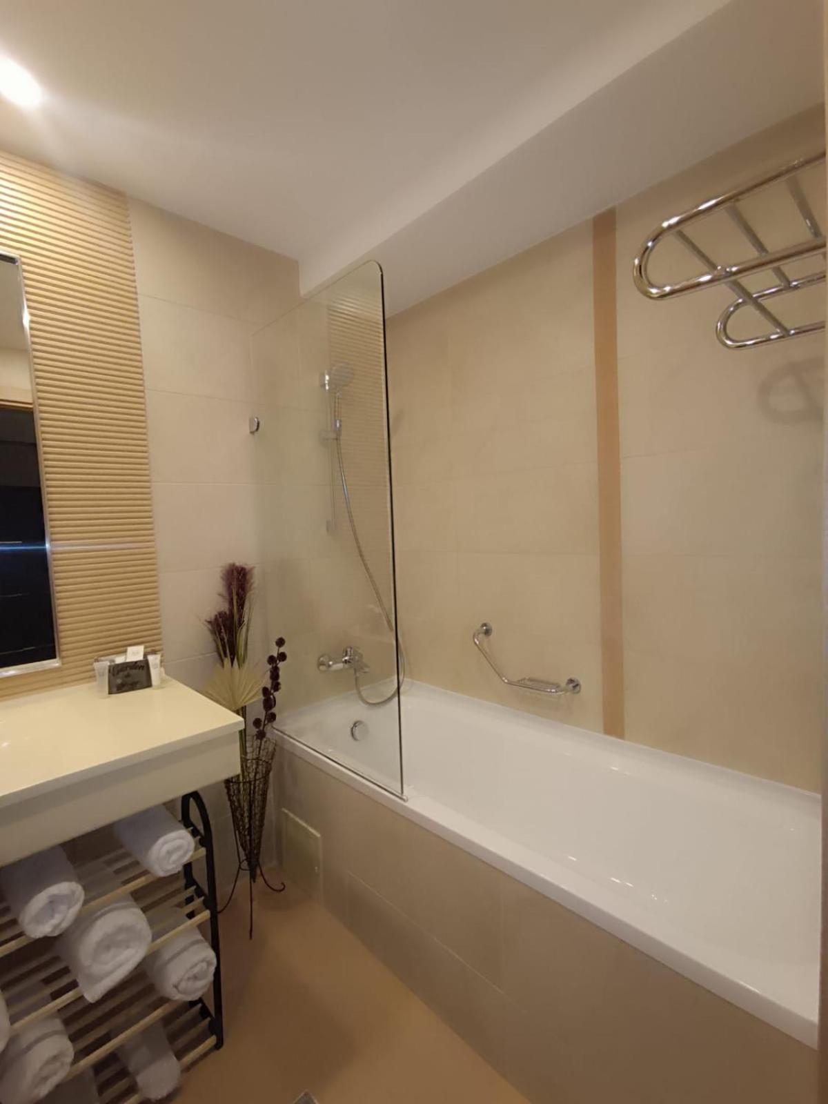 EDUARD Elegance Studio 3 view 5