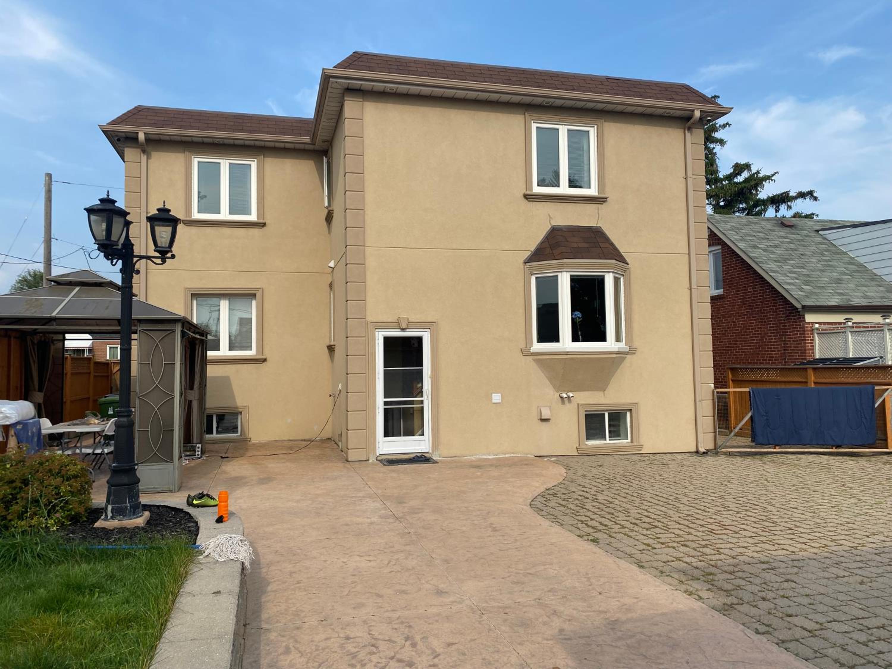 Nice Bedrooms in North York, Ontario