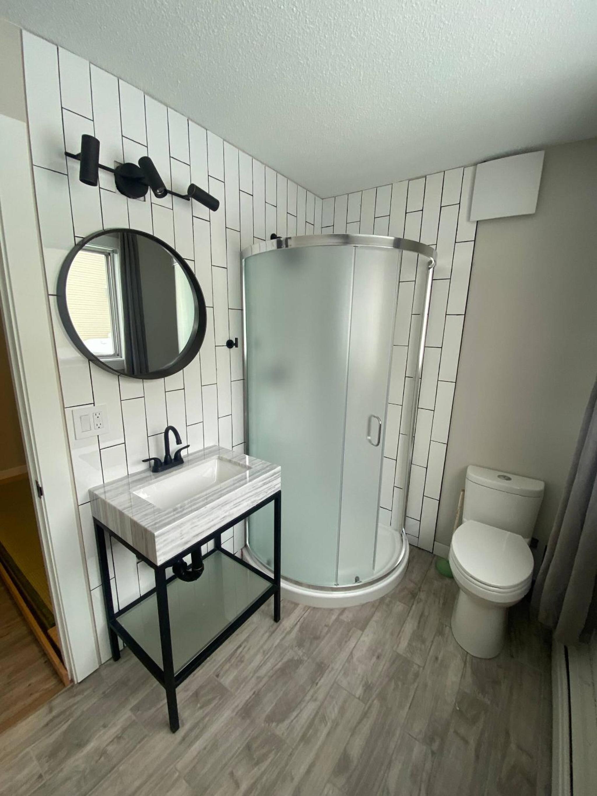 Newly Renovated 1br1ba With Asian Style Tea Room